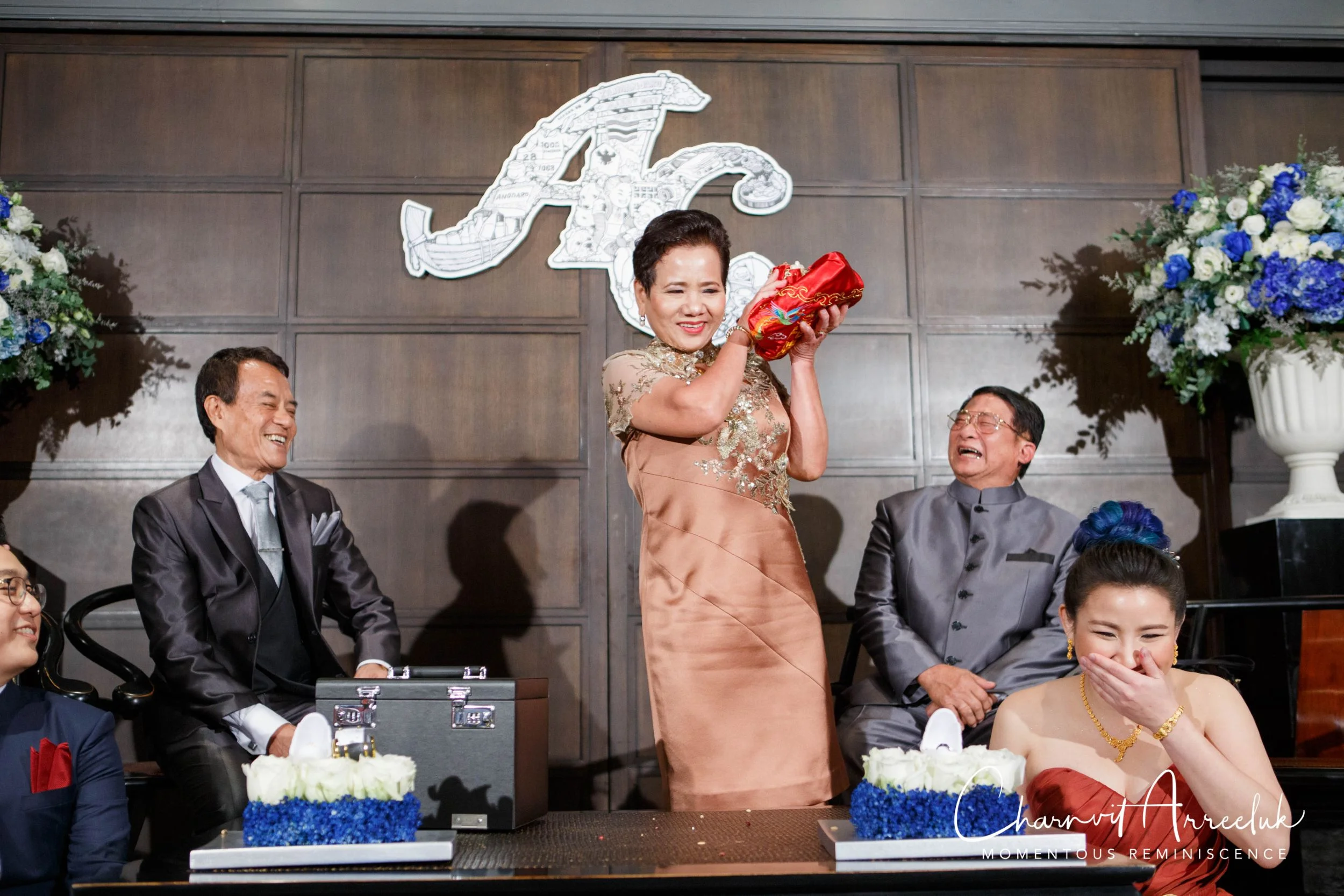 Gae Vit Engagement-356_Resize.jpg