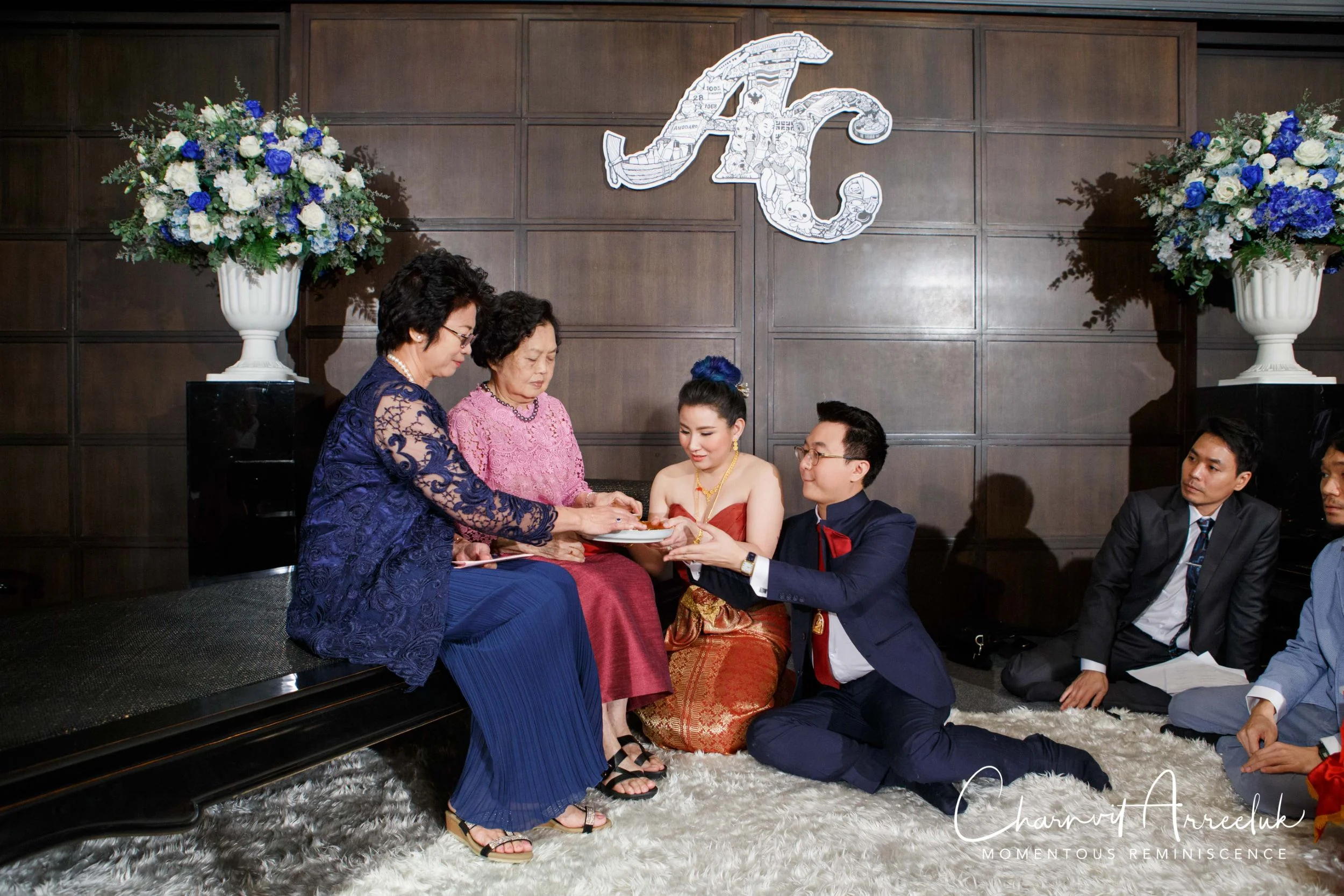 Gae Vit Engagement-570_Resize.jpg