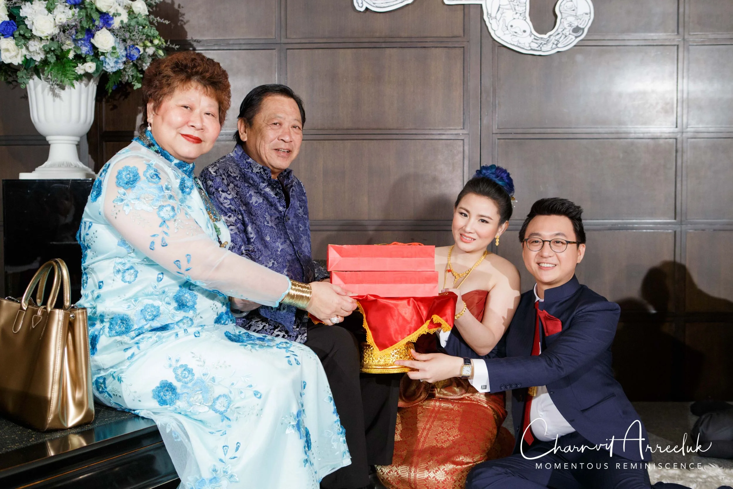 Gae Vit Engagement-590_Resize.jpg