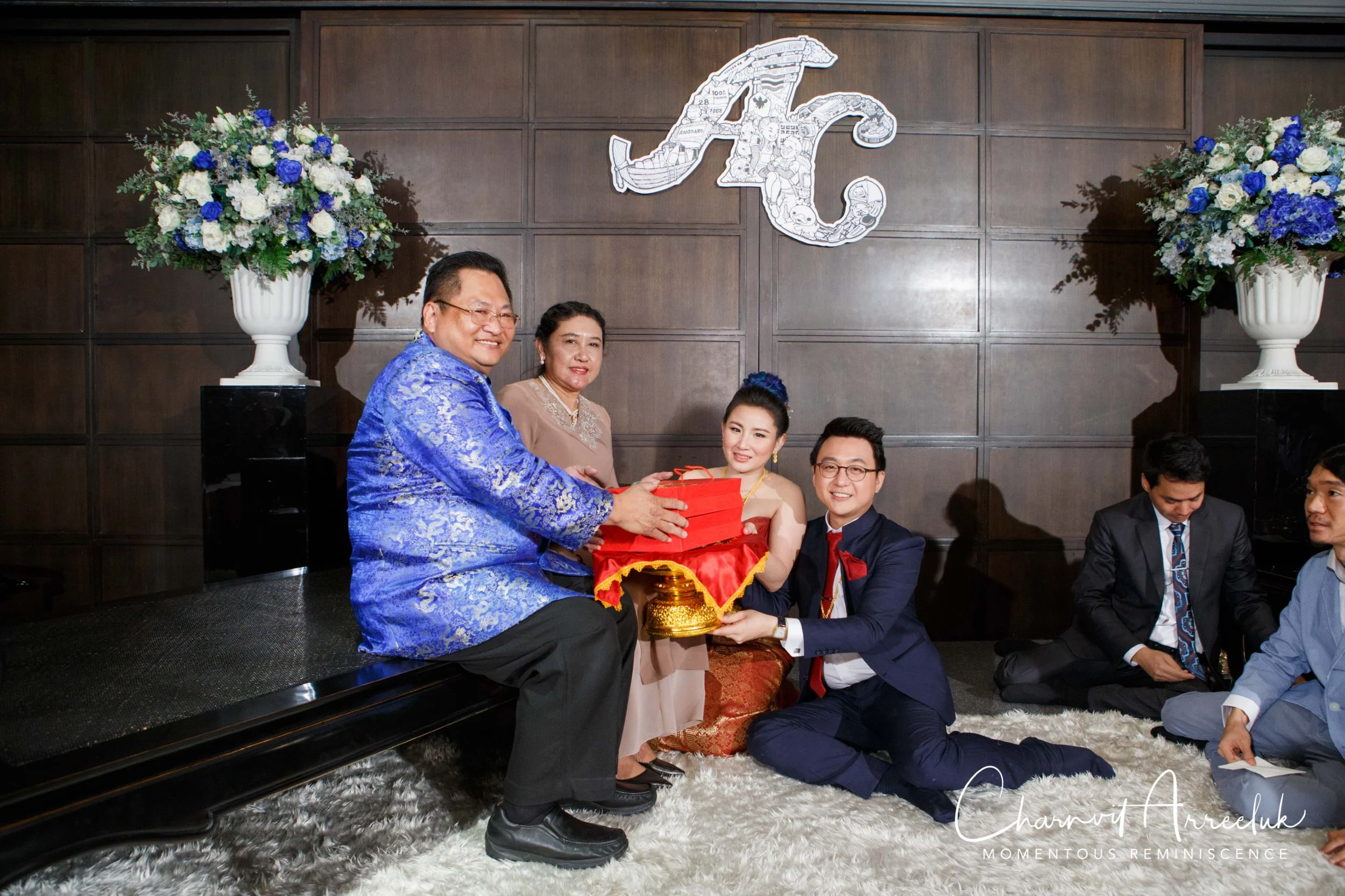 Gae Vit Engagement-597_Resize.jpg