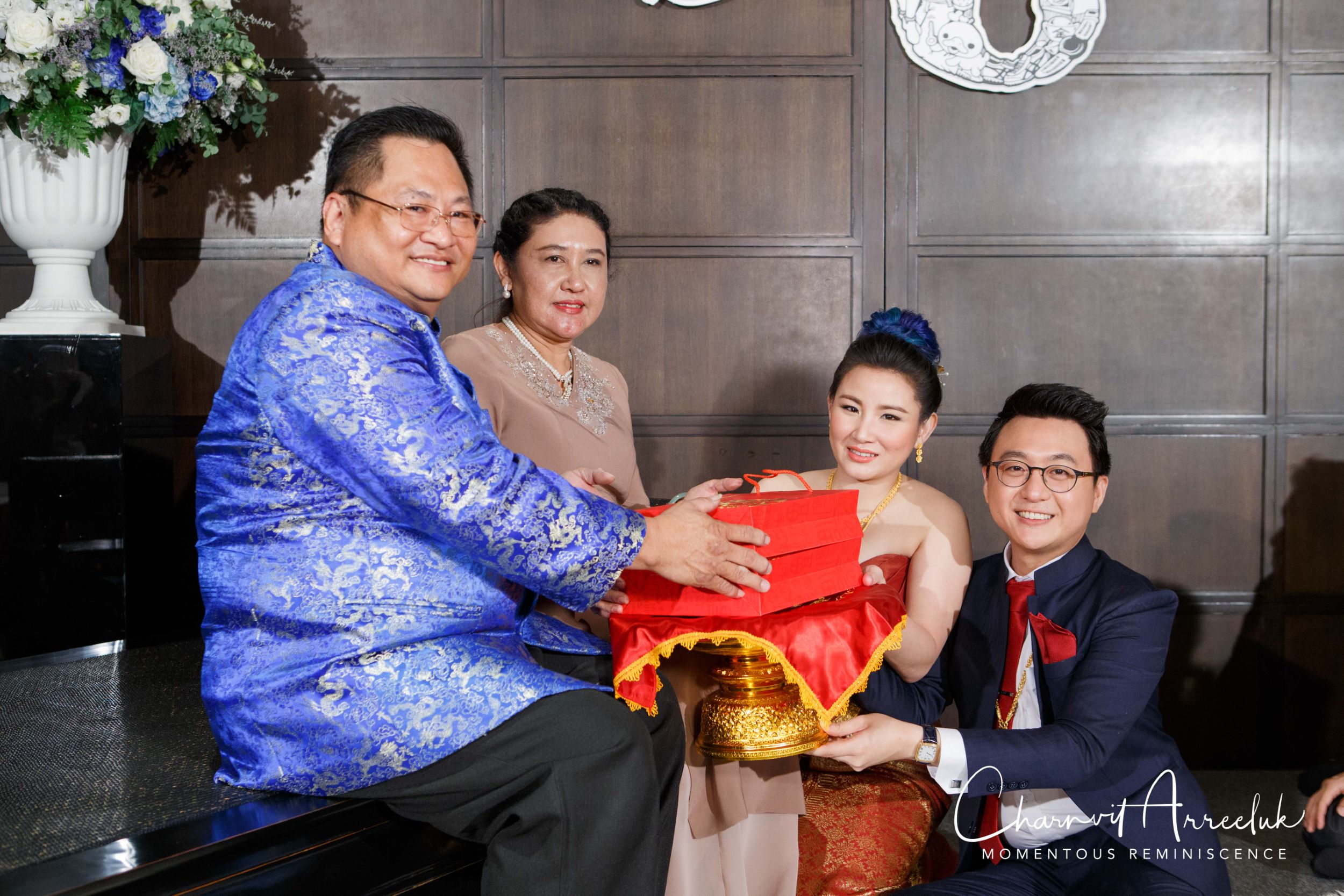 Gae Vit Engagement-598_Resize.jpg