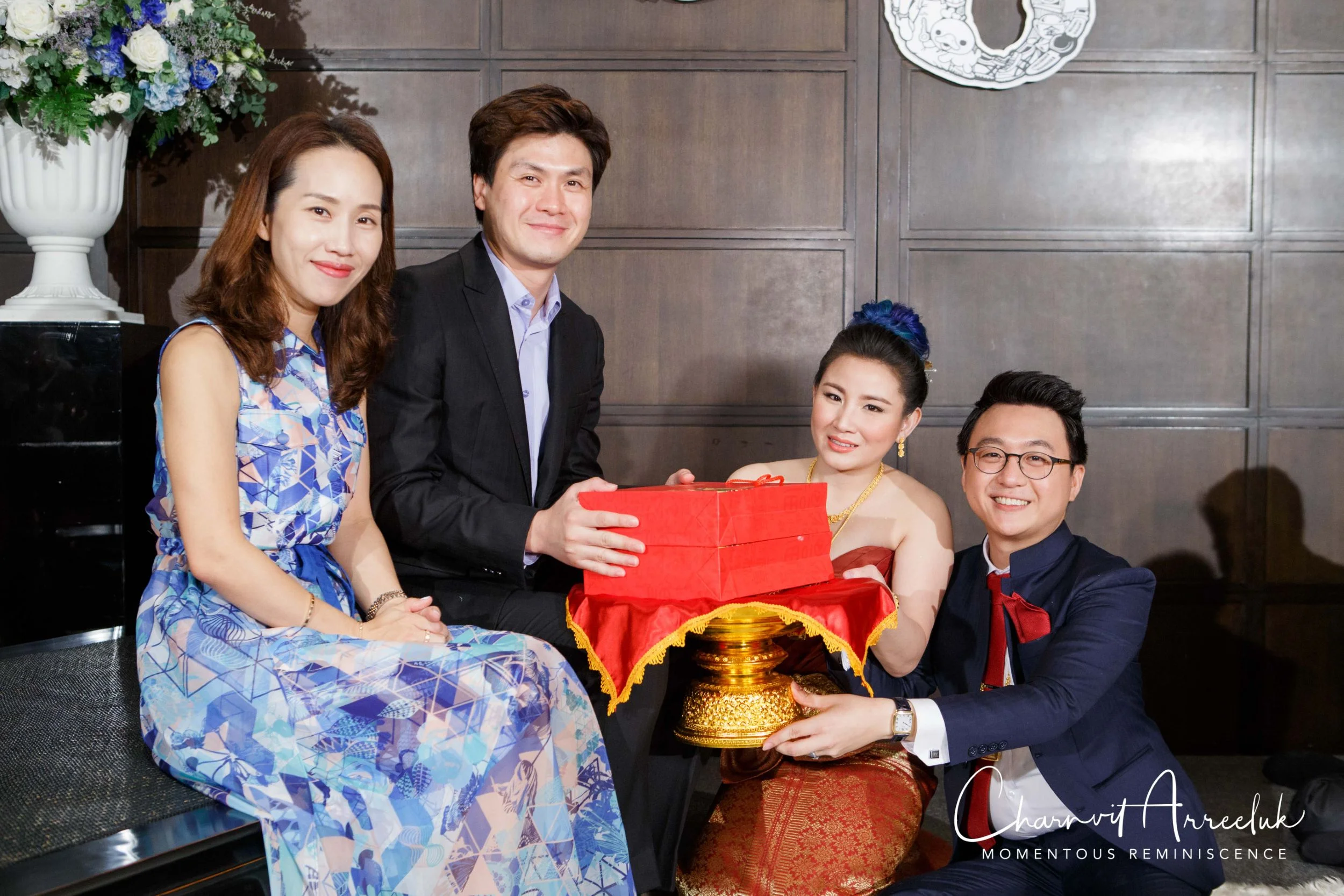 Gae Vit Engagement-601_Resize.jpg