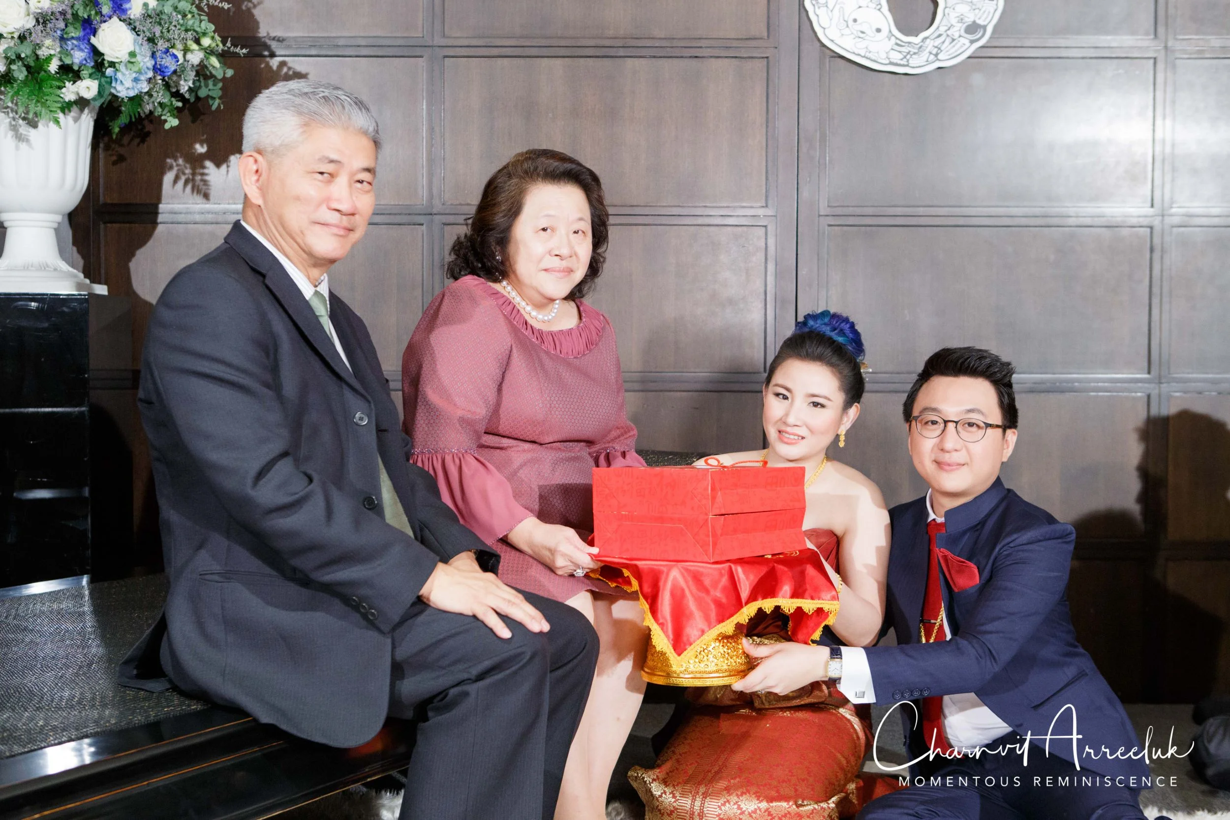 Gae Vit Engagement-655_Resize.jpg