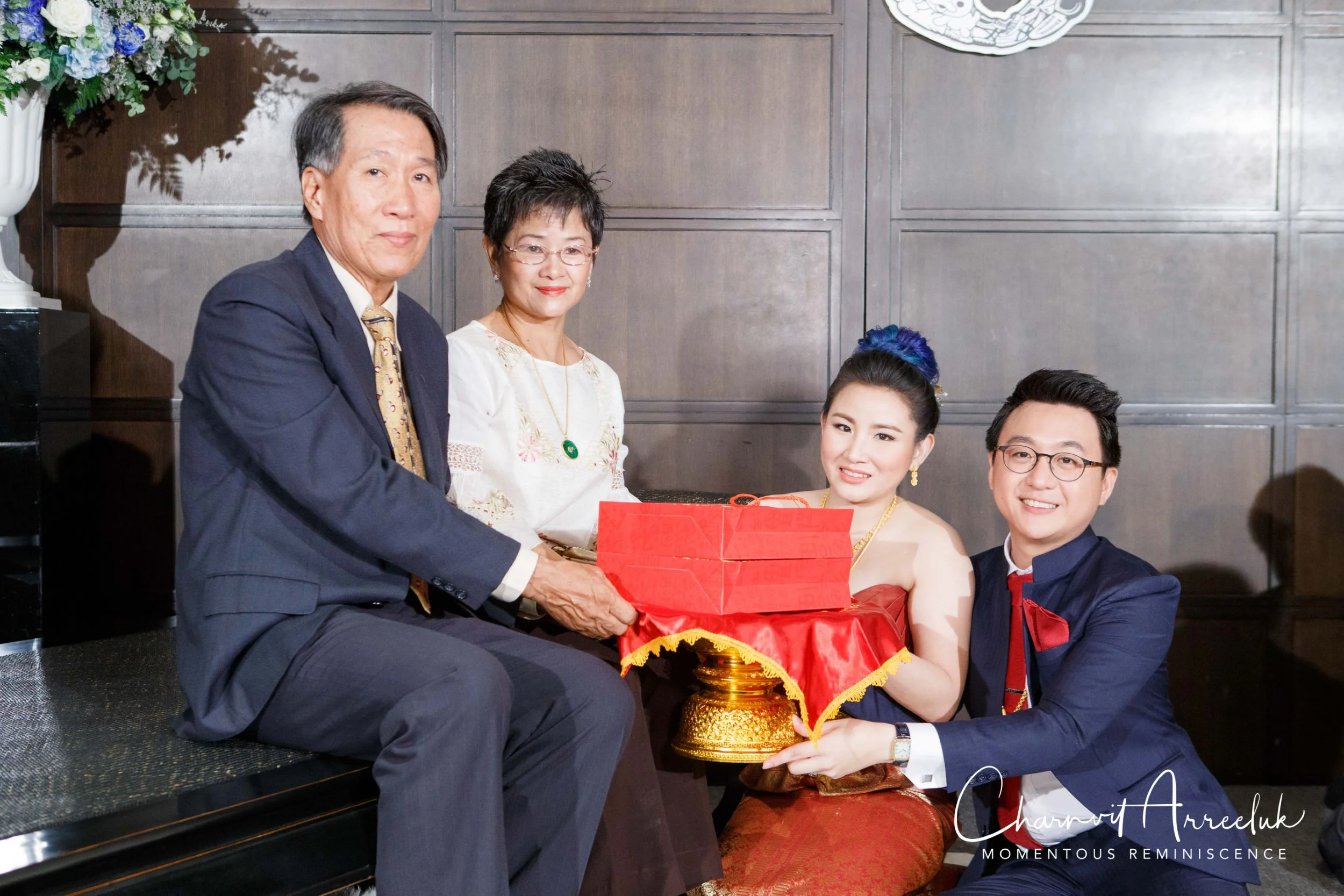 Gae Vit Engagement-658_Resize.jpg