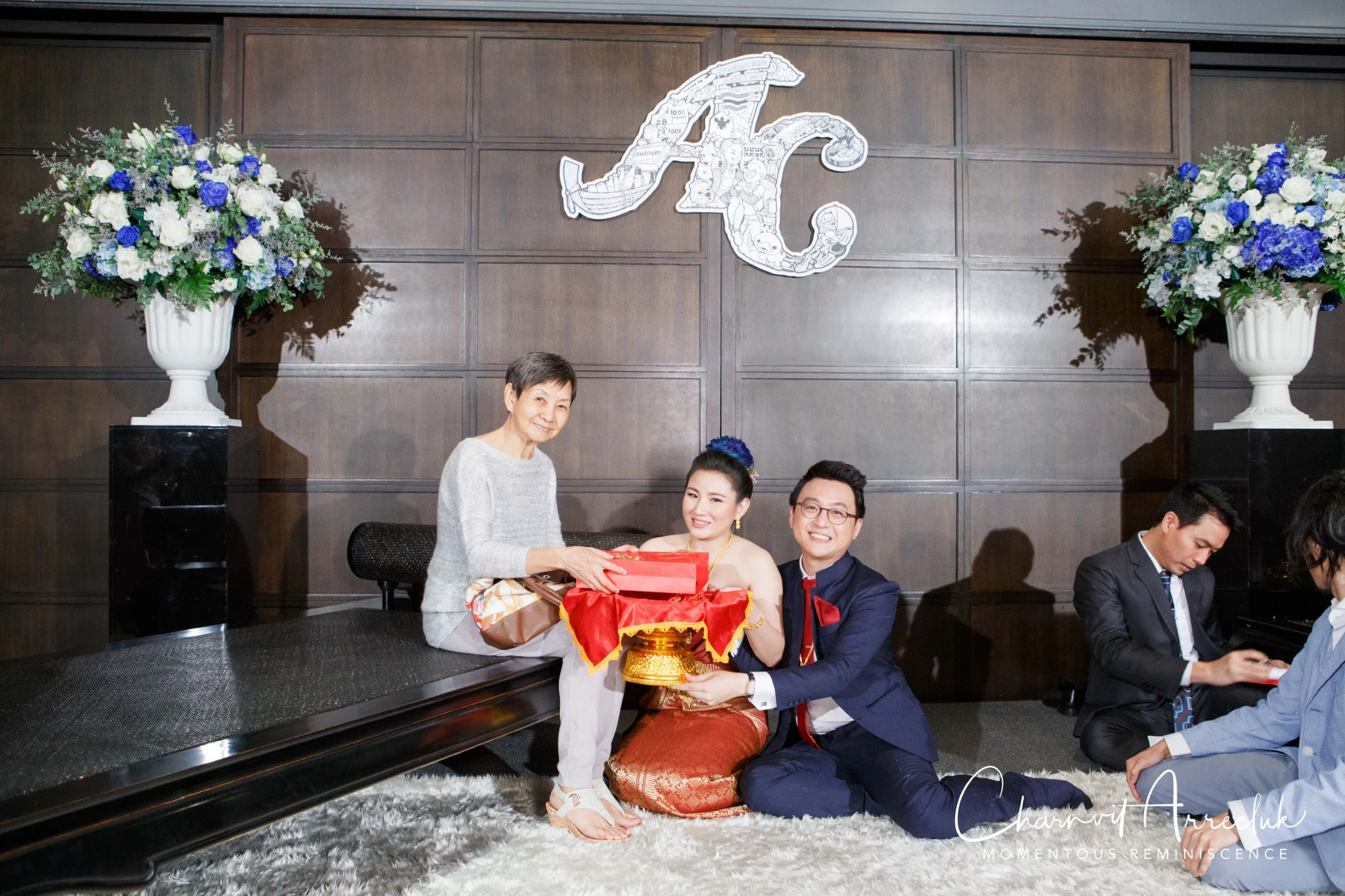 Gae Vit Engagement-688_Resize.jpg