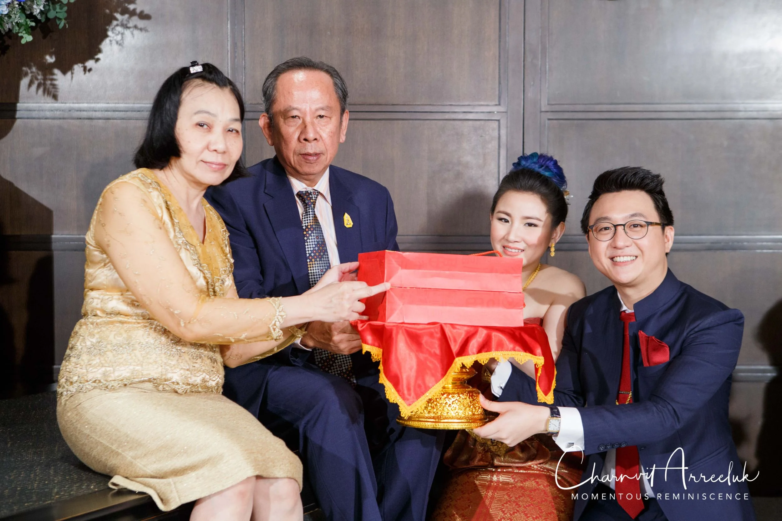 Gae Vit Engagement-699_Resize.jpg