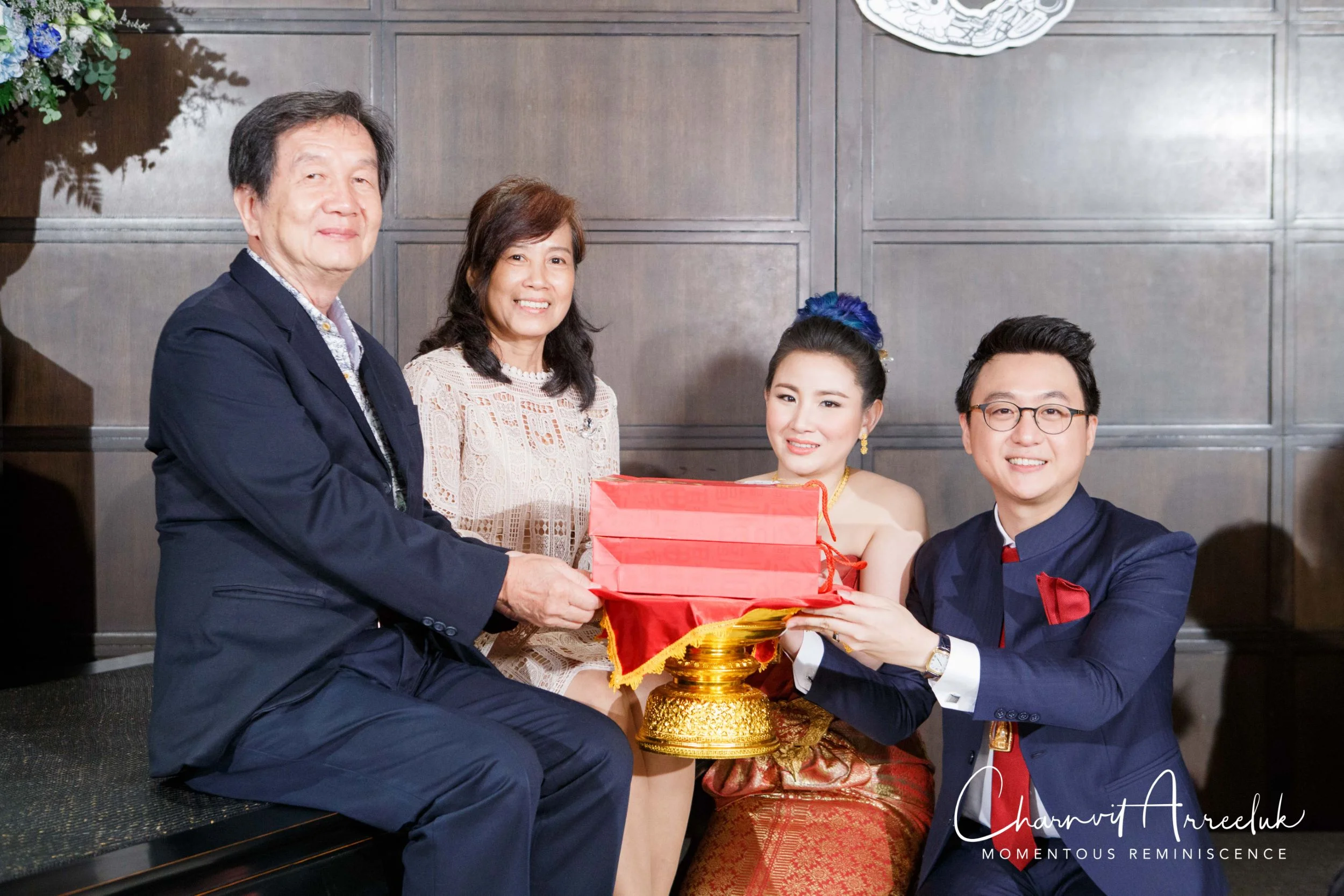 Gae Vit Engagement-708_Resize.jpg