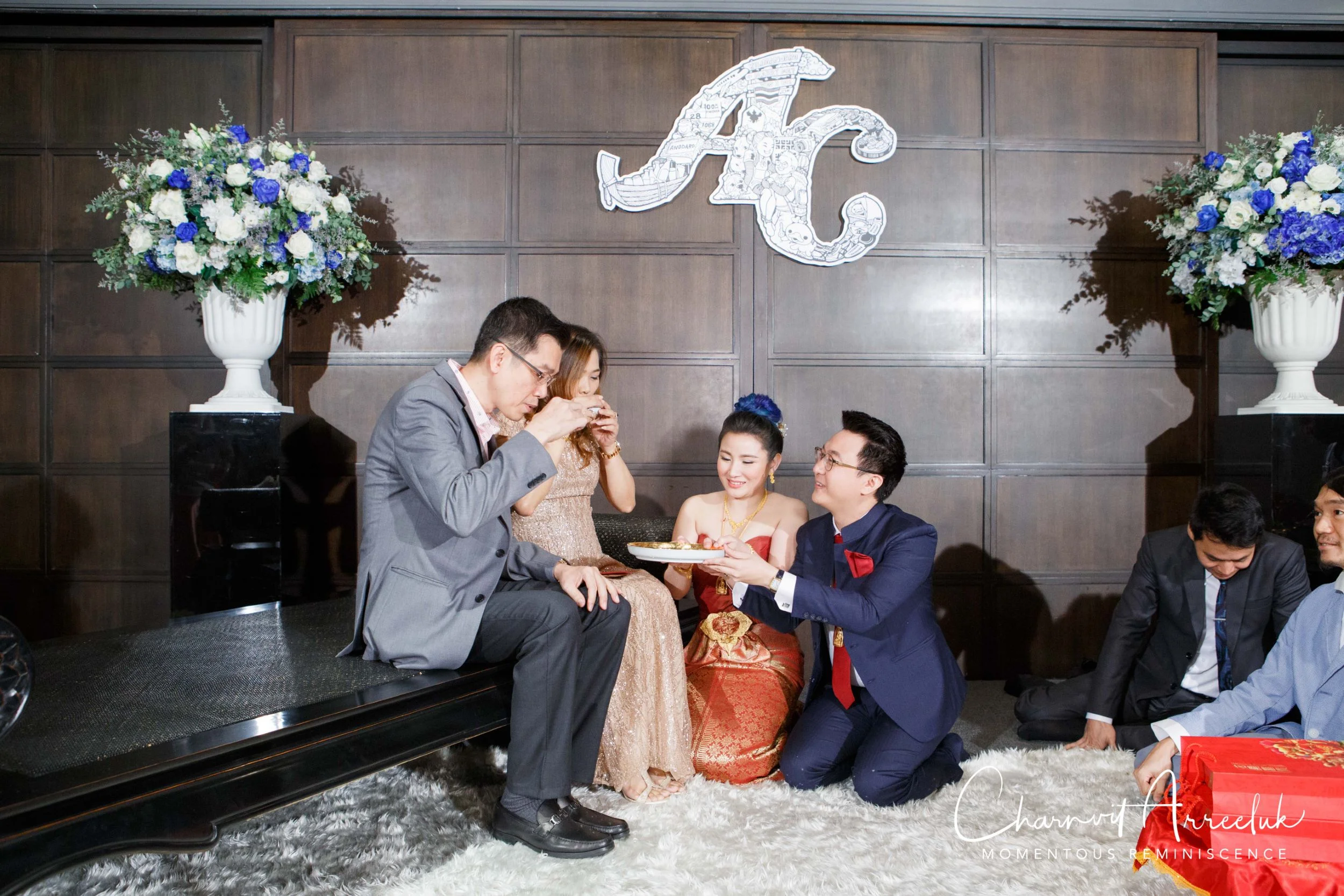 Gae Vit Engagement-743_Resize.jpg