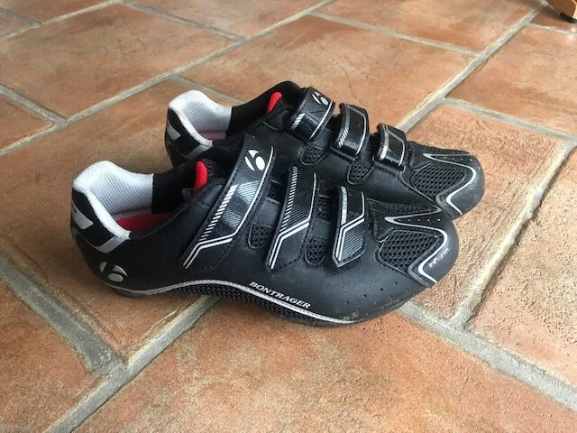 Private sale SPD-skor i strl 41, 200kr