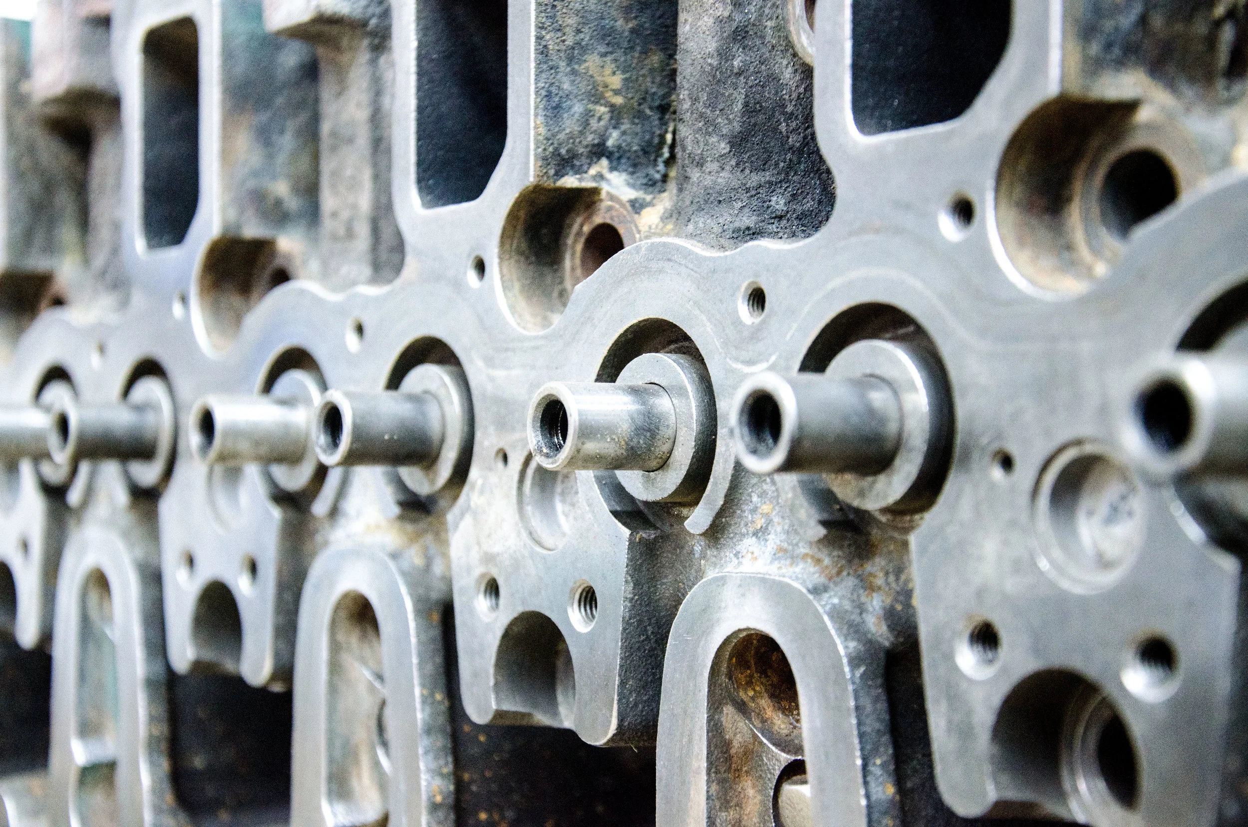 VALVE REPLACMENT &amp; UNLEADED CONVERSION FOR CYLINDER HEADS