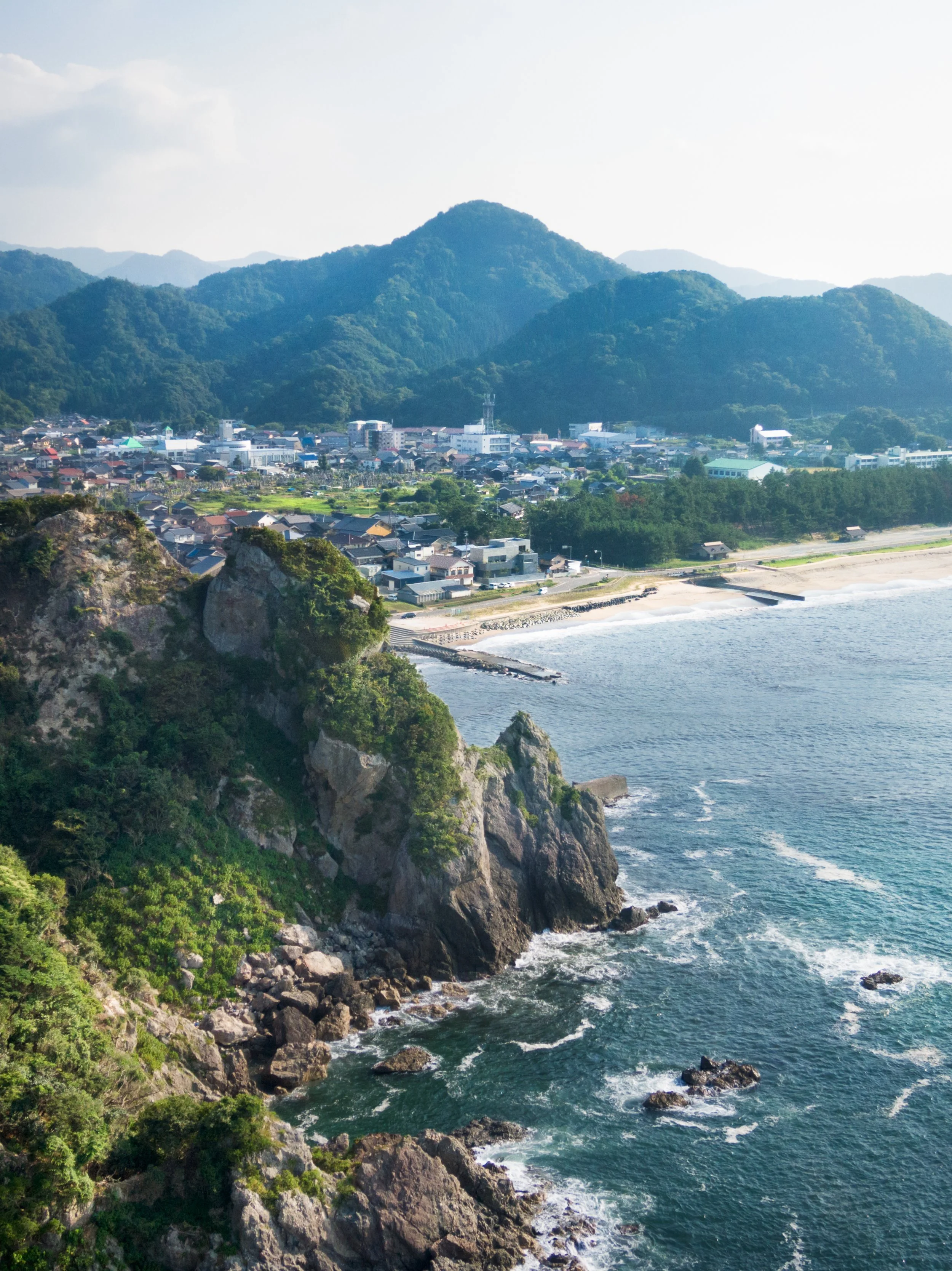 Photo_A_house_on_the_Rias_Coast_1.jpg