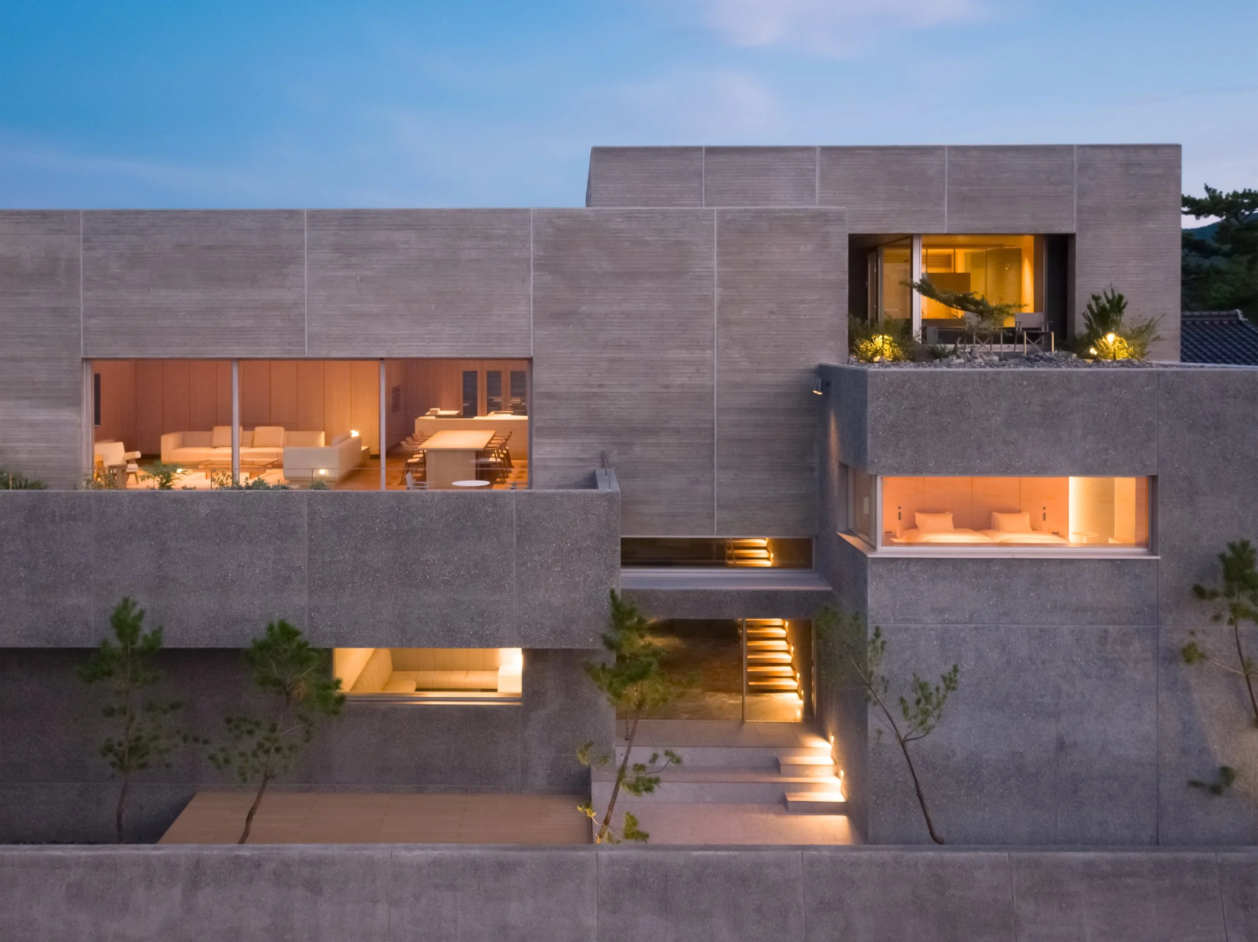 Photo_A_house_on_the_Rias_Coast_2.jpg