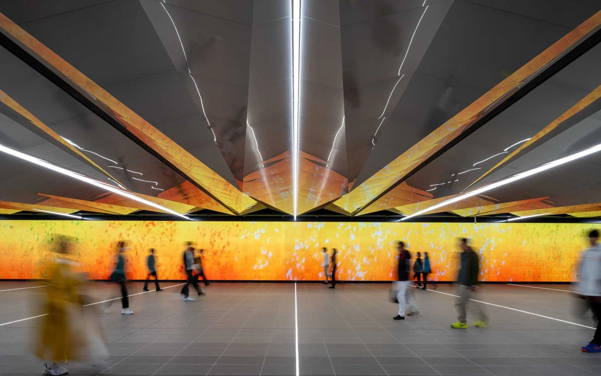 Yumeshima Station_Photo1.jpg