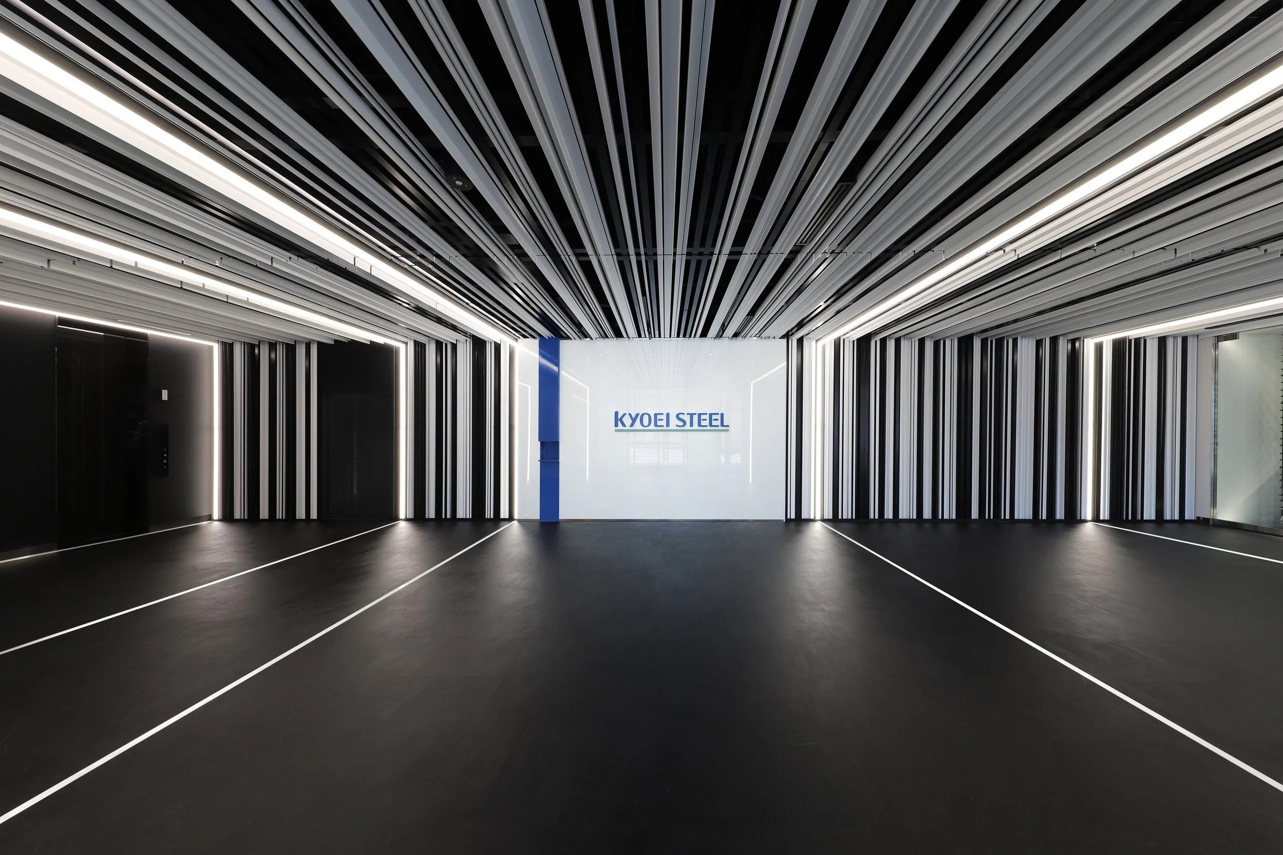 Kyoei Steel_05_entrance.jpg