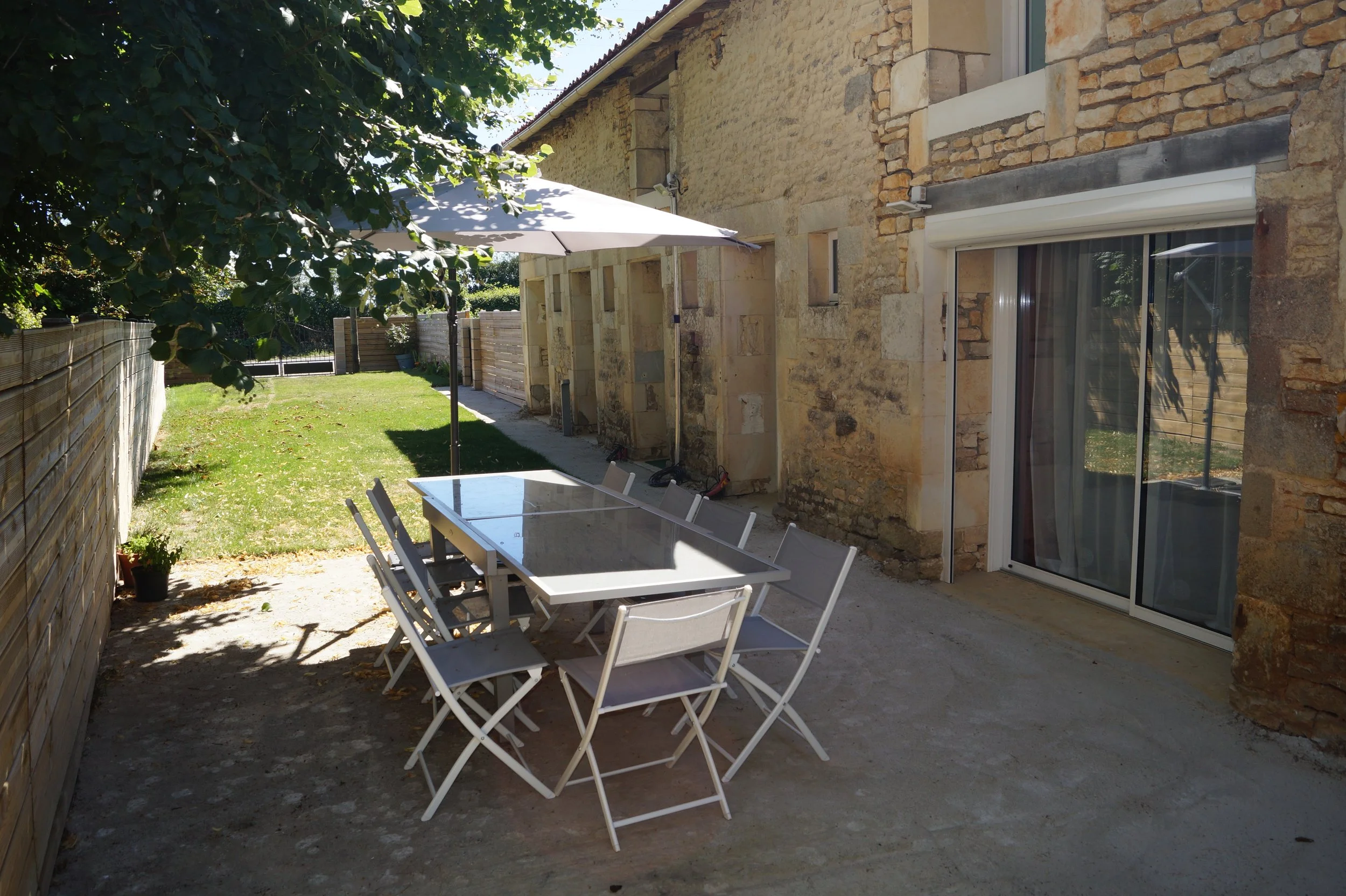 Outdoors dining area