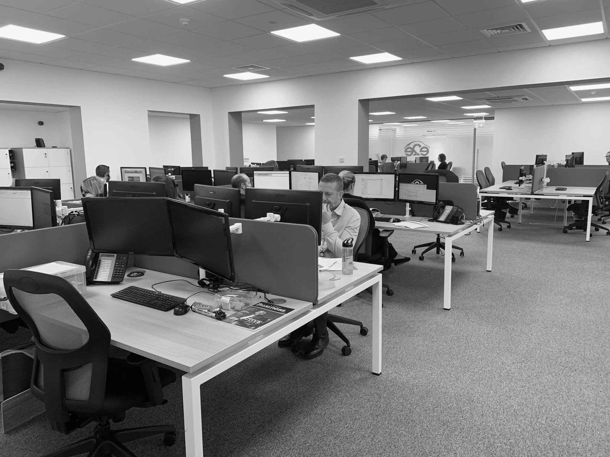 Office Refurb (30) grayscale.jpg