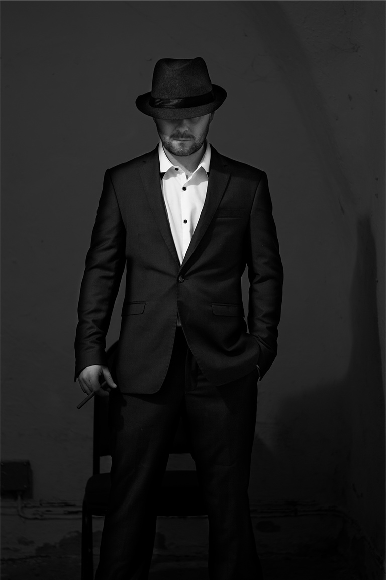 1920s-annata_0000s_0002_John_10.png