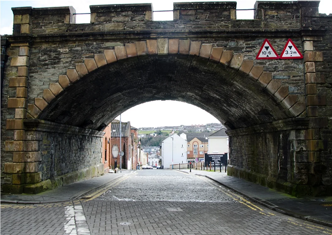 Derry_NI,NI_0000s_0058_arch.png