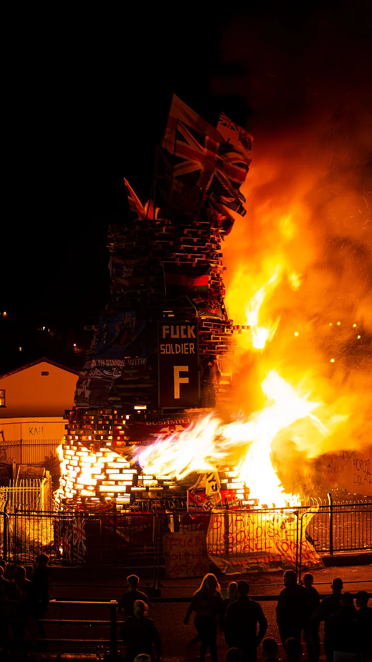 cityof2sides_0000s_0004_bonfire_bogside_2019_13.jpg