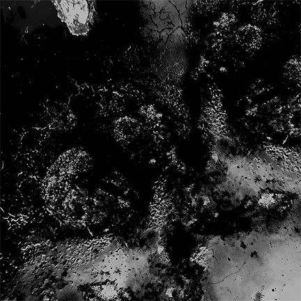 Untitled-1_0026_lightbox_craters_0002_crater1bw.jpg