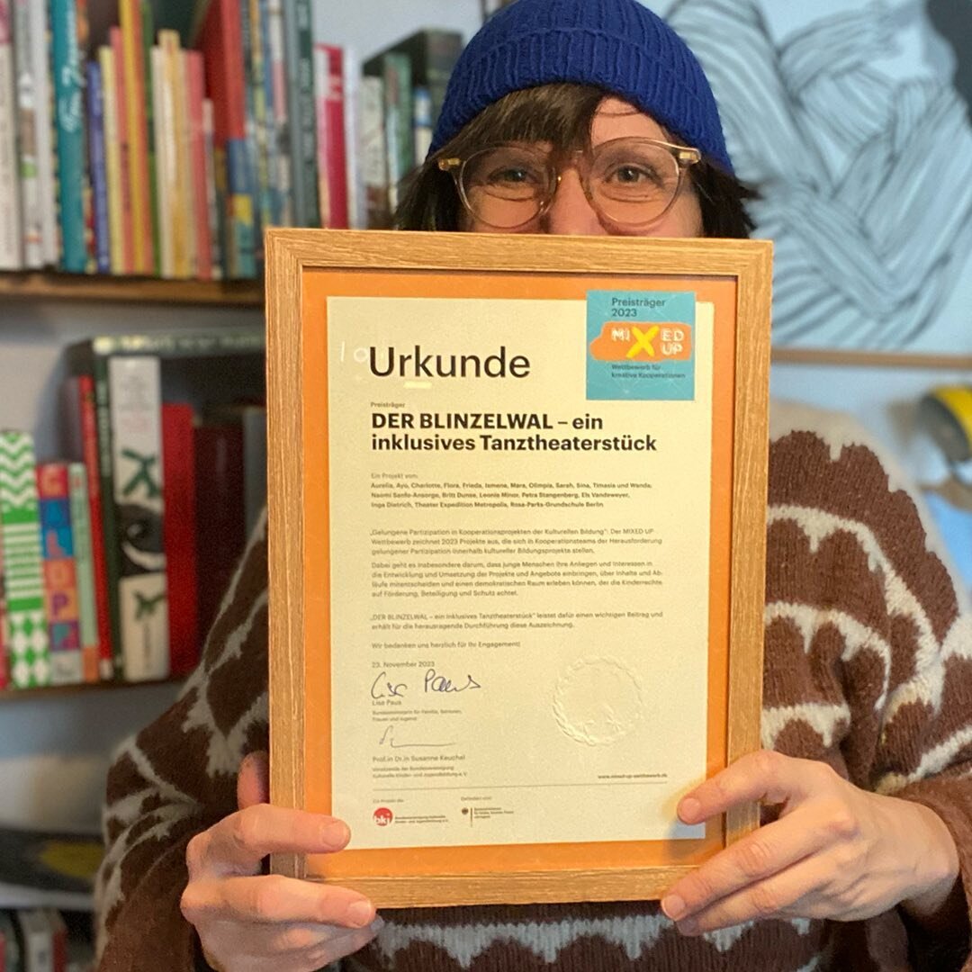 🎉🐋Unsere #Urkunde f&uuml;r DER BLINZELWAL &ndash; ein inklusives Tanztheaterst&uuml;ck🐋🎉 
&bdquo;Gelungene Partizipation in Kooperationsprojekten der Kulturellen Bildung&ldquo;: Der MIXED UP Wettbewerb zeichnet Projekte aus, die sich in Kooperati