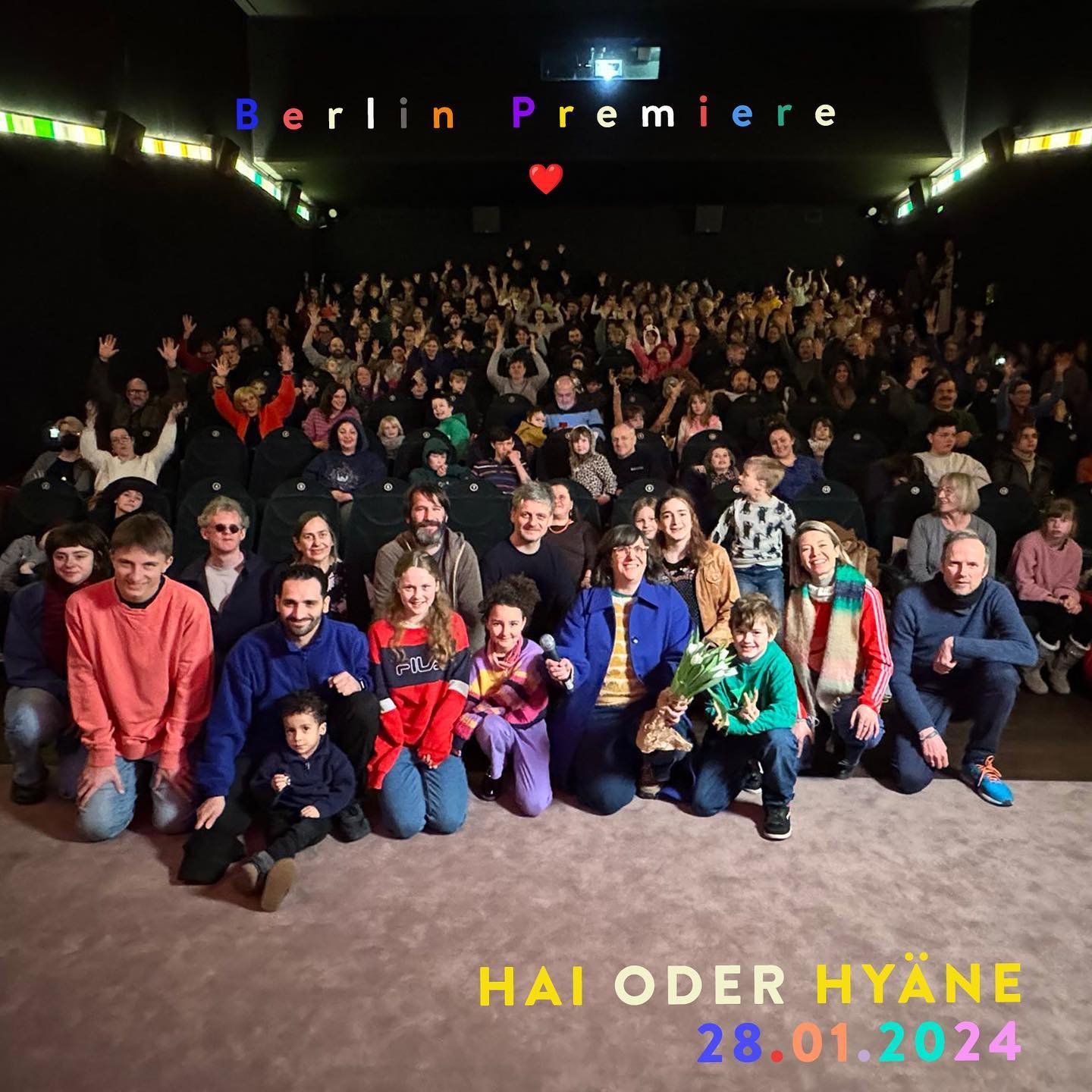 🎉🎉🎉Berlinpremiere von HAI oder HY&Auml;NE und DIE GESTIEFELTE KATZE in deutscher Geb&auml;rdensprache mit #Cast &amp; #Crew und tollem #Publikum am 28. Januar 2024 im proppevollen @colosseumfilmtheater 🧡🍿mit Verdolmetschung in Geb&auml;rdensprac