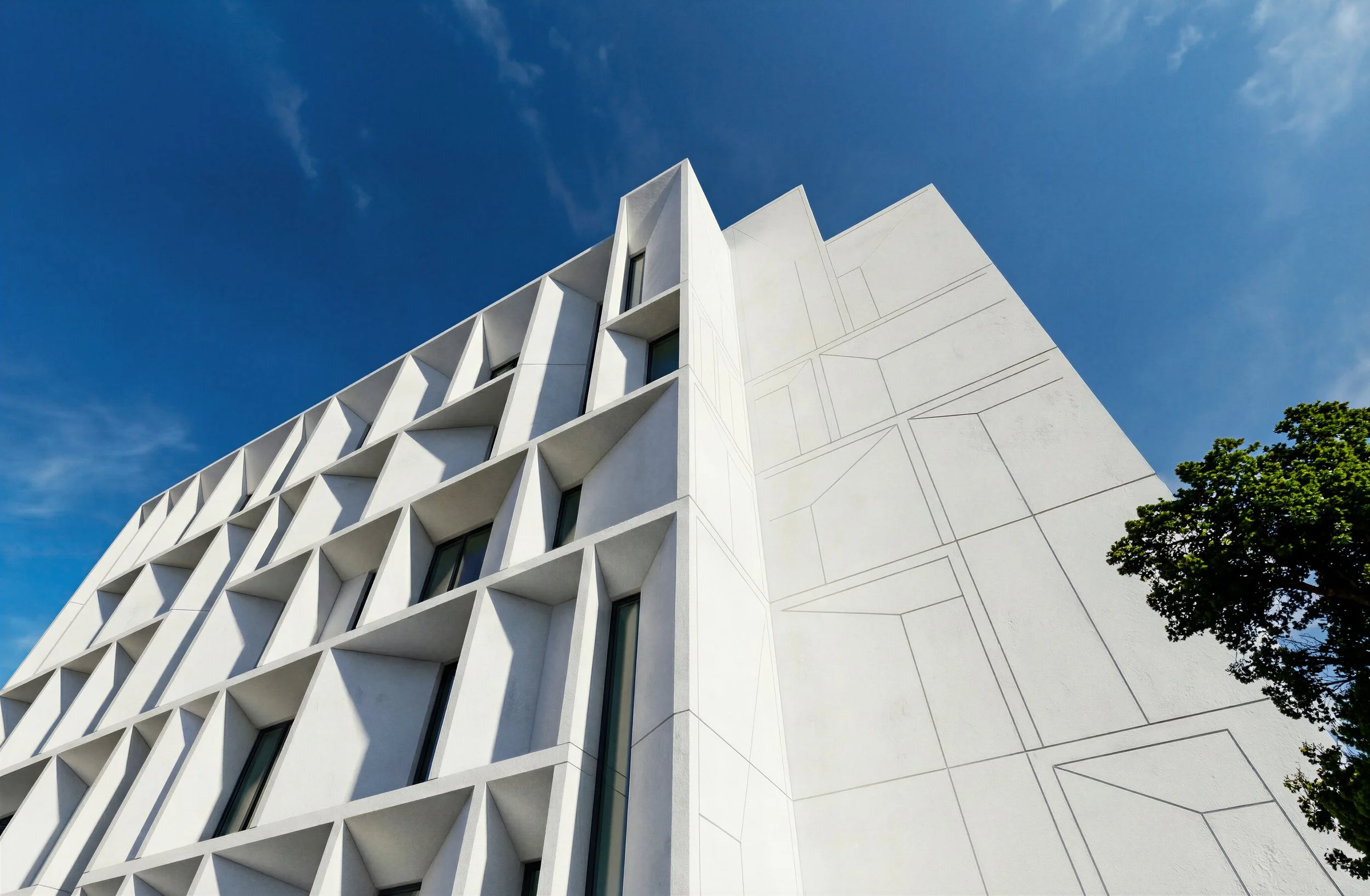 8th Street - Looking Up - Day.jpg