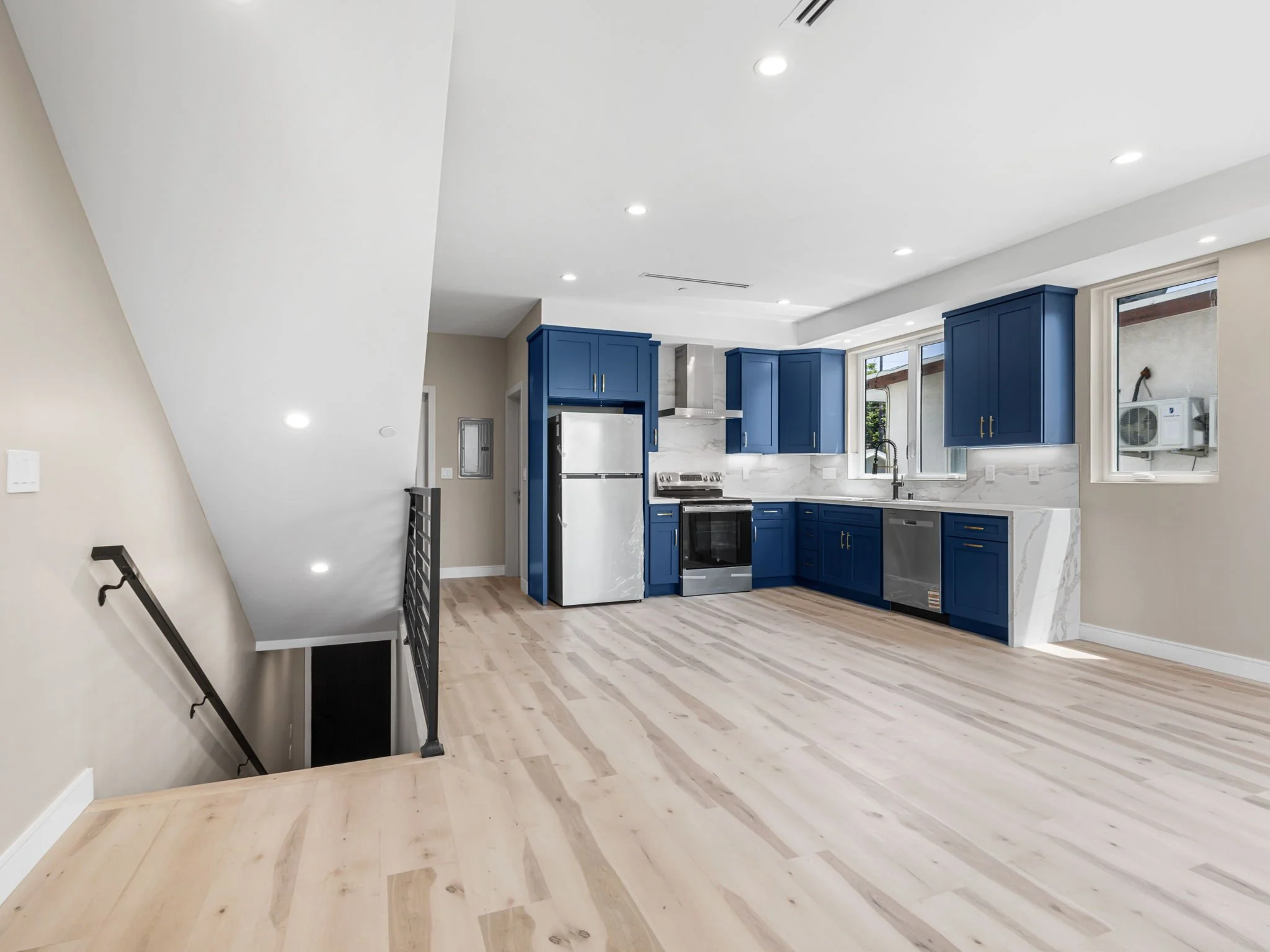 20-web-or-mls-Photo (11 of 44).jpg