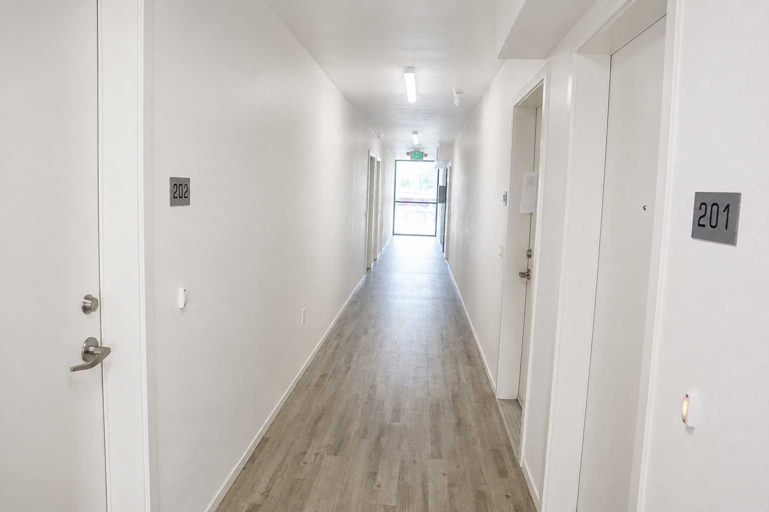 IMG_4723_hallway_brighter.png