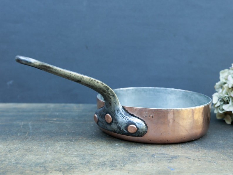 Antique French copper sauté pan