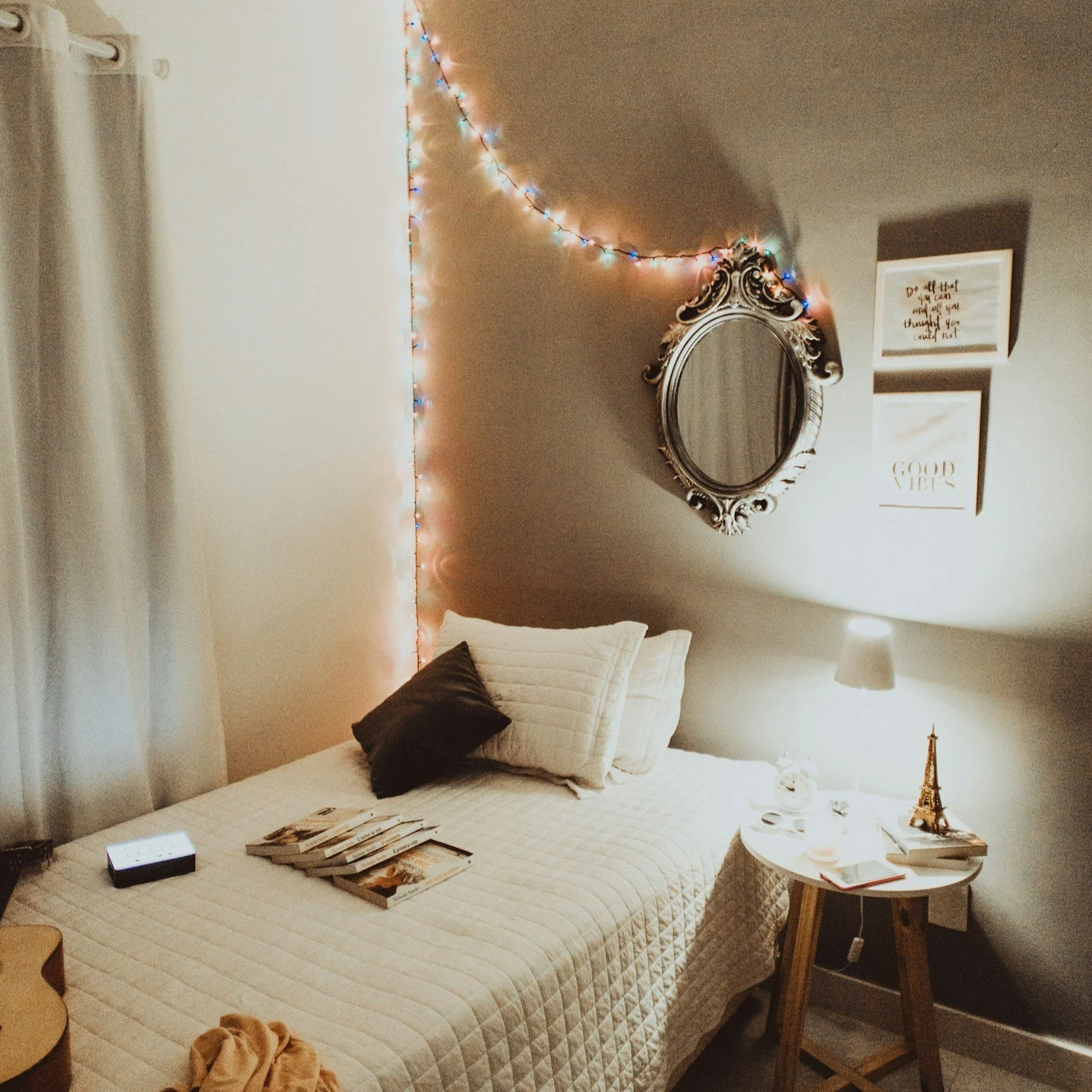 From Cramped to Cozy: How to Use Paint to Enhance Small Spaces