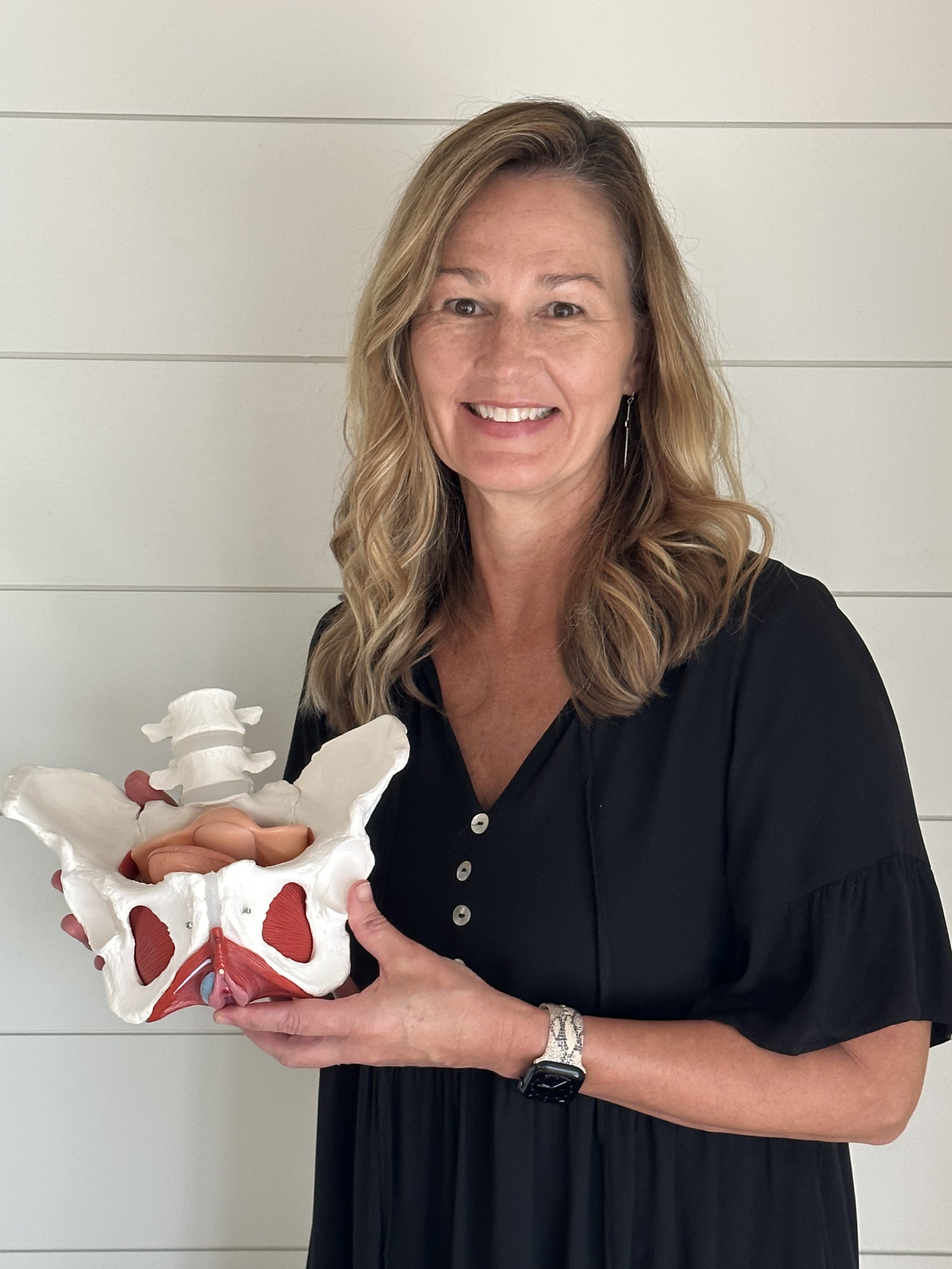 Kaye Headshot pelvis 2.jpg