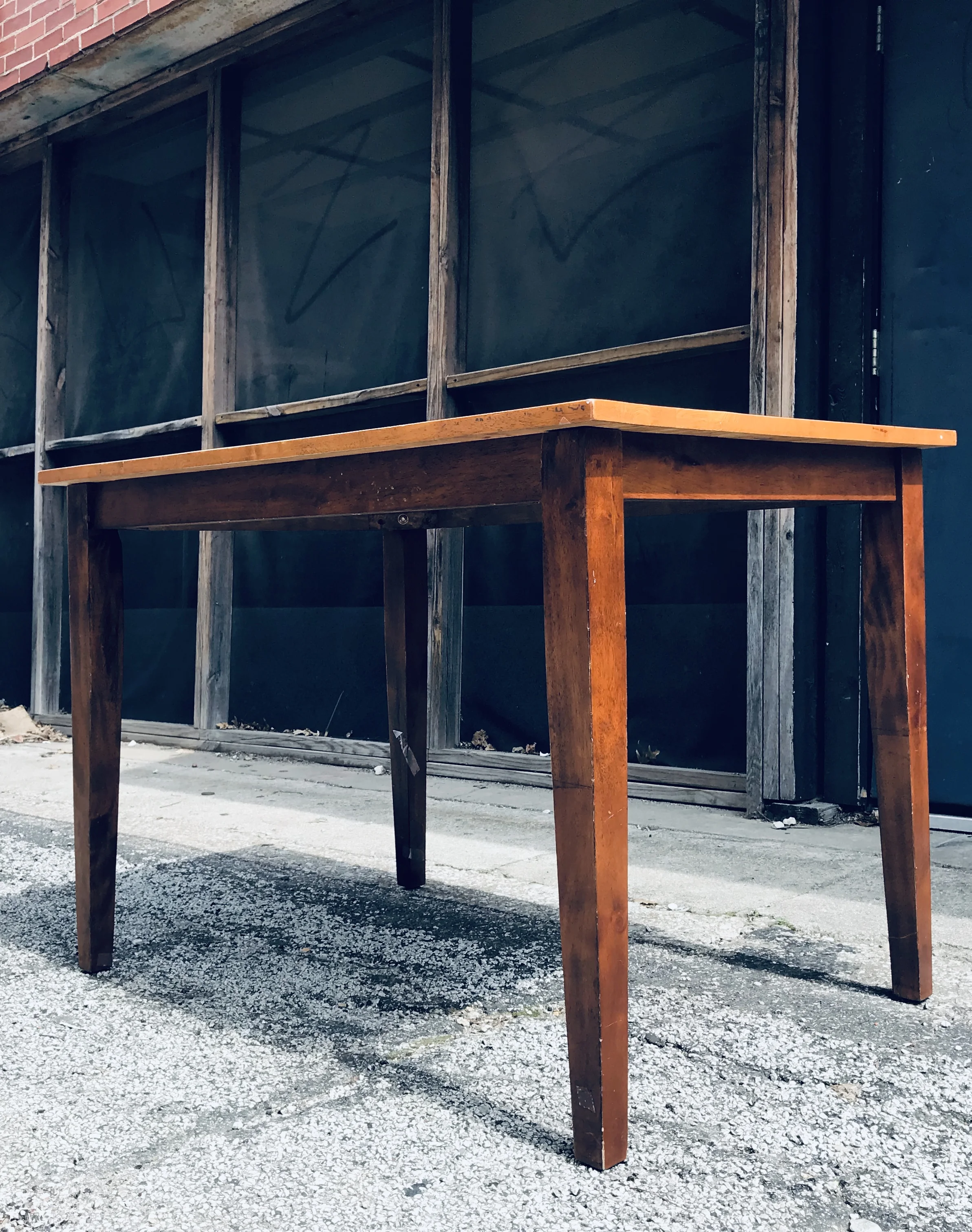 Joplin Avenue Table #37