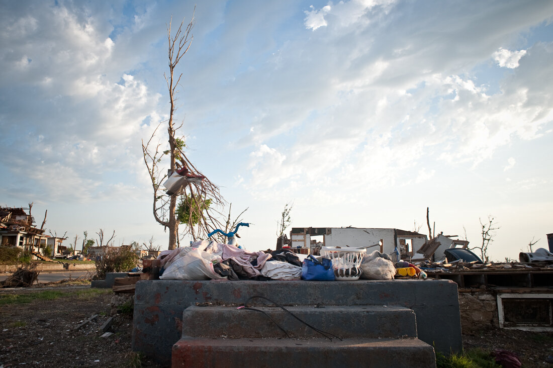 joplin+tornado+photo+series+2011+by+Mark+N+photography-+aftermath049.jpg