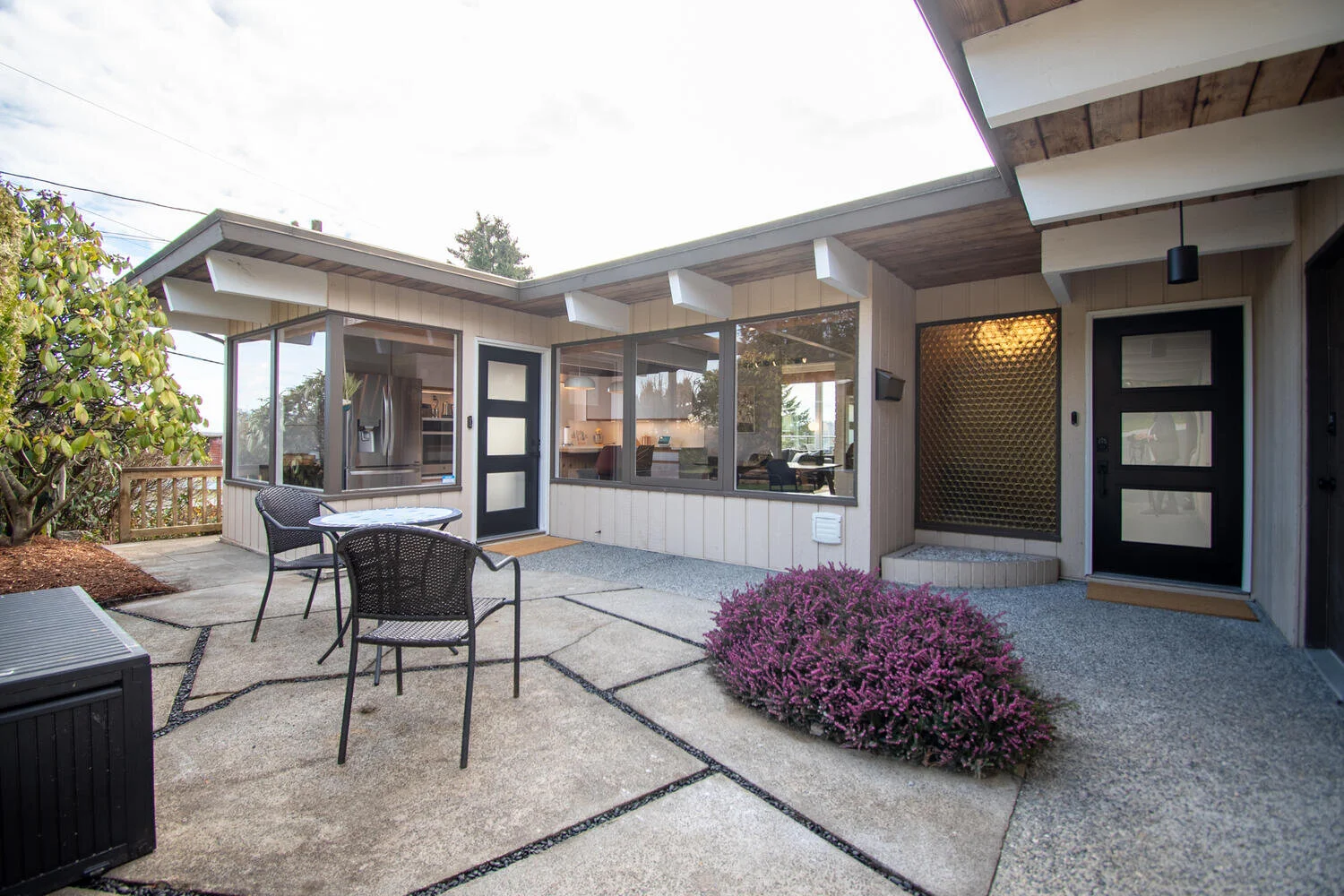 2184 Hillside Ave Coquitlam BC-large-028-024-Patio-1500x1000-72dpi.jpg