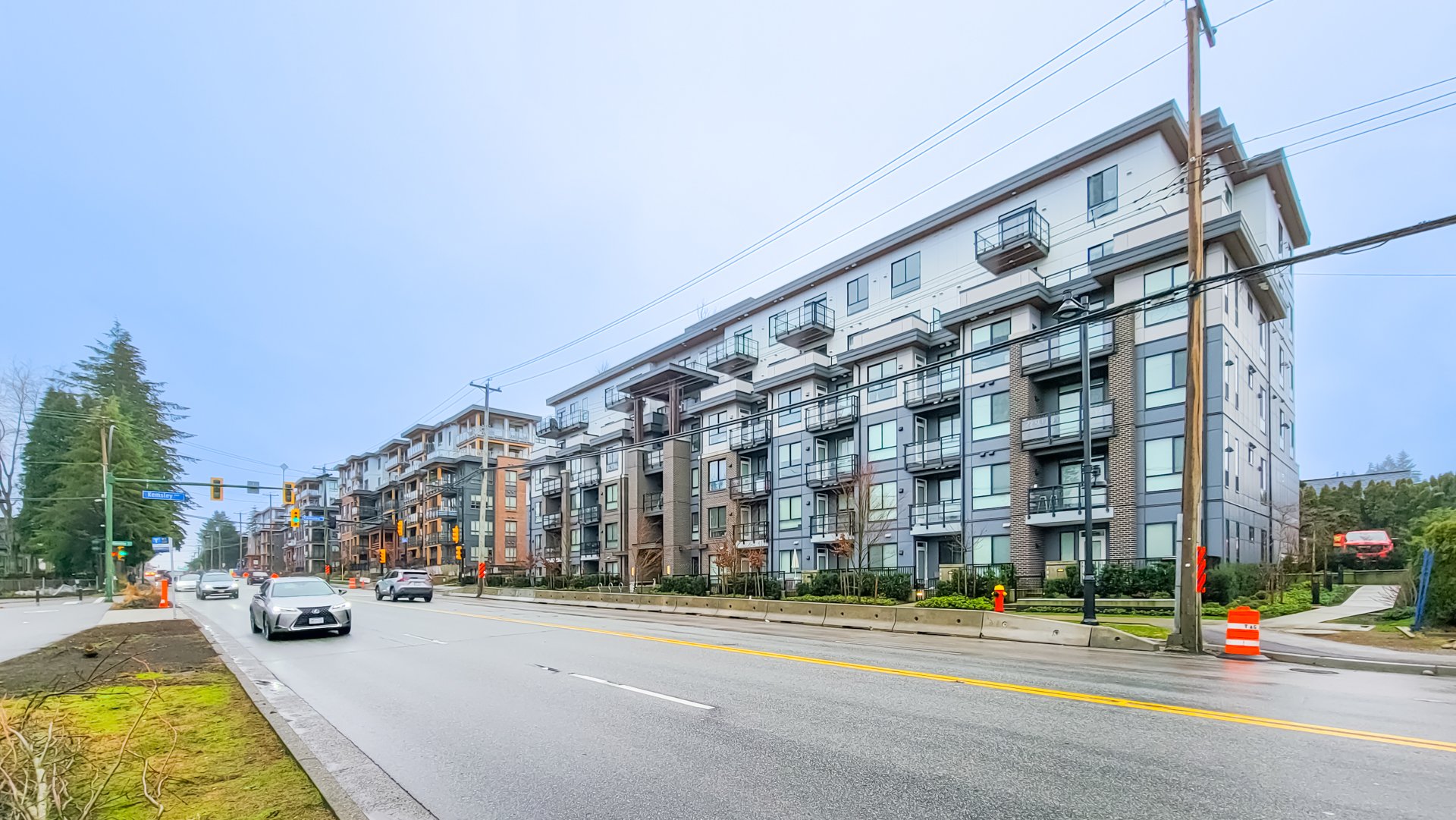 602-700 CLARKE RD COQUITLAM-02.jpg