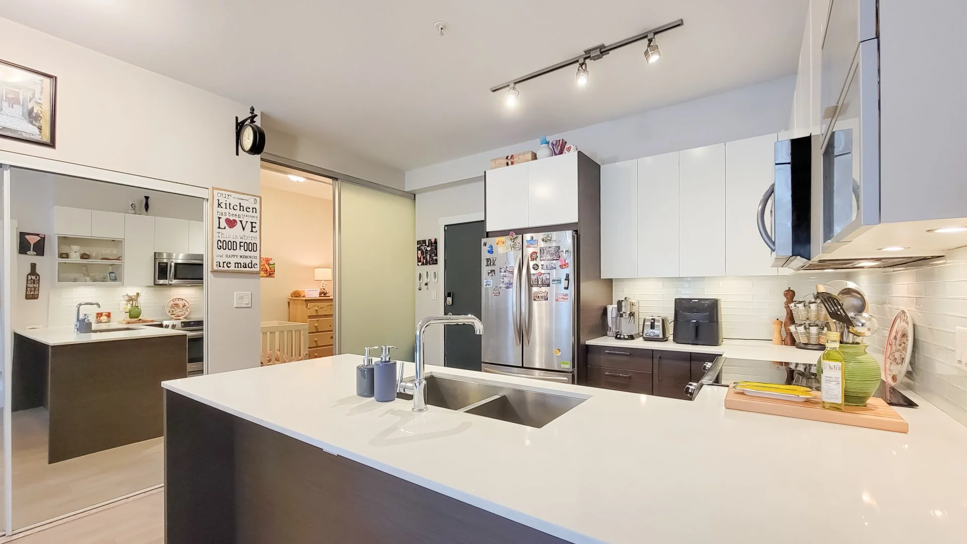 204-2267 PITT RIVER RD PORT COQUITLAM-05.jpg