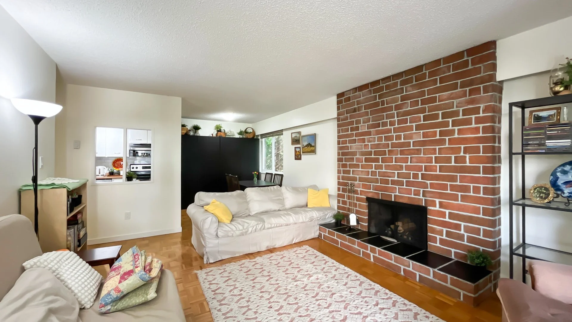 207-327 NINTH ST NEW WESTMINSTER 1920-06.jpg