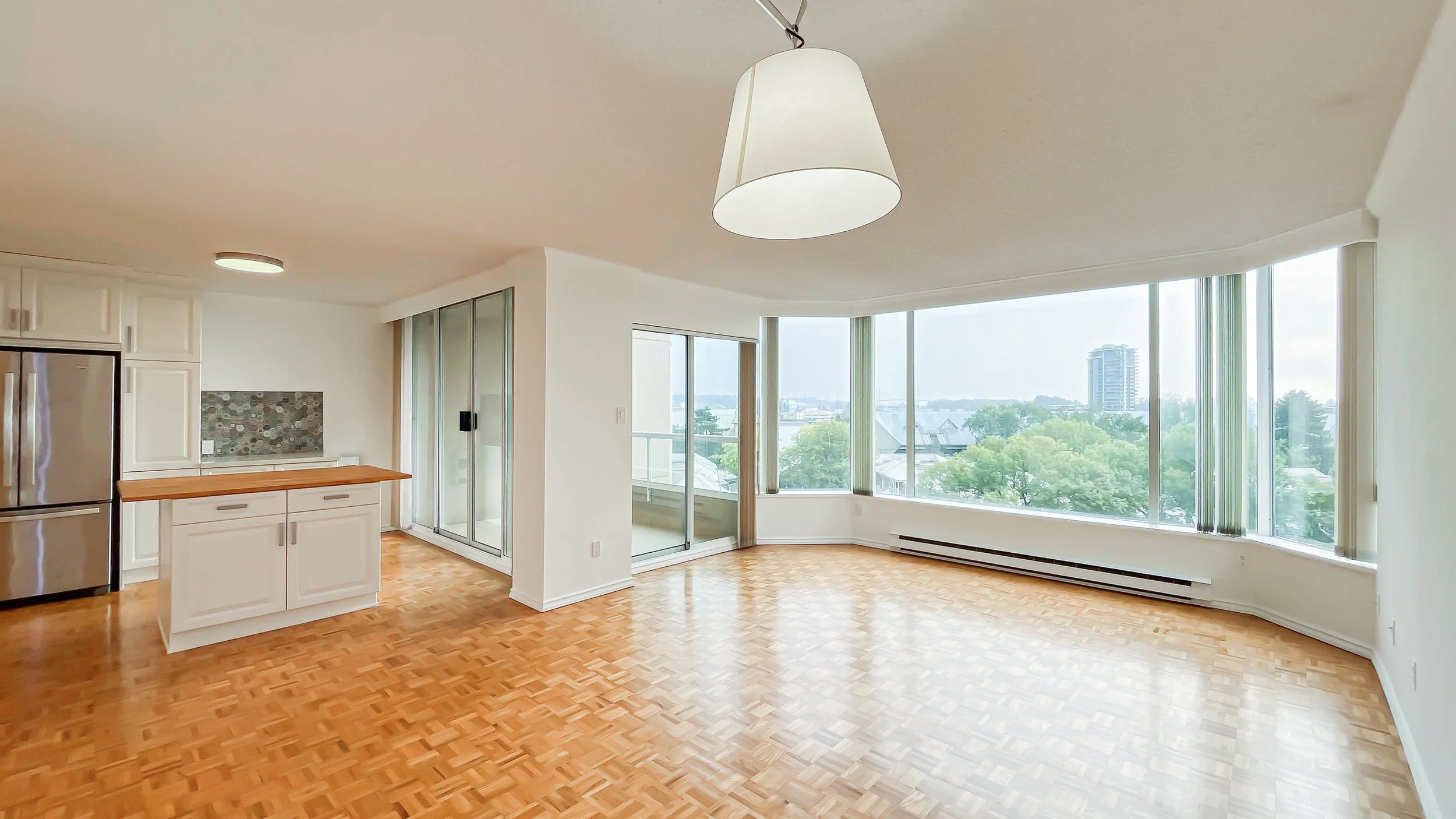 606-1045 QUAYSIDE DR NEW WESTMINSTER-05.jpg