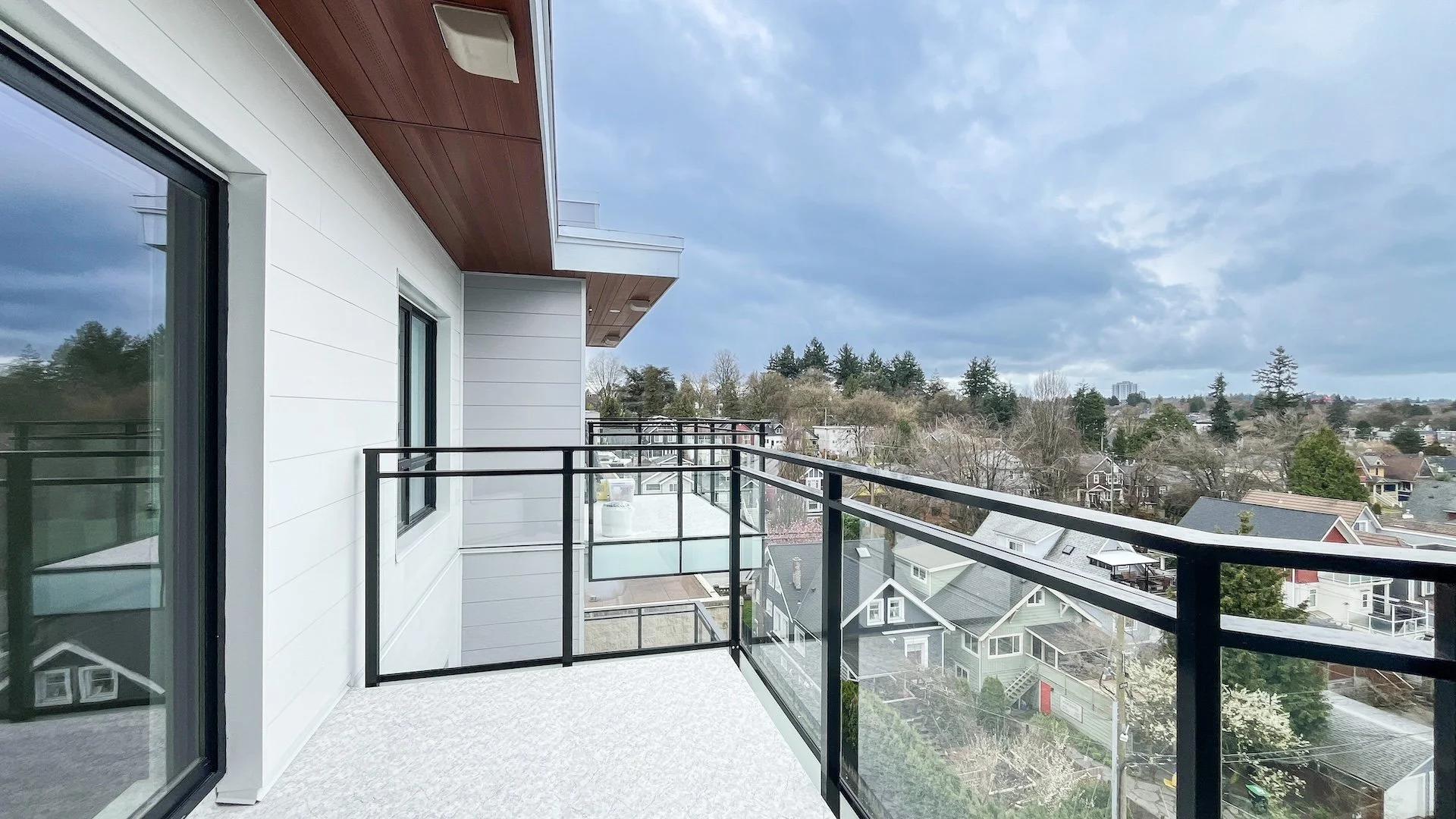 609-1680 E 12th Ave Vancouver - 1920-42.jpg