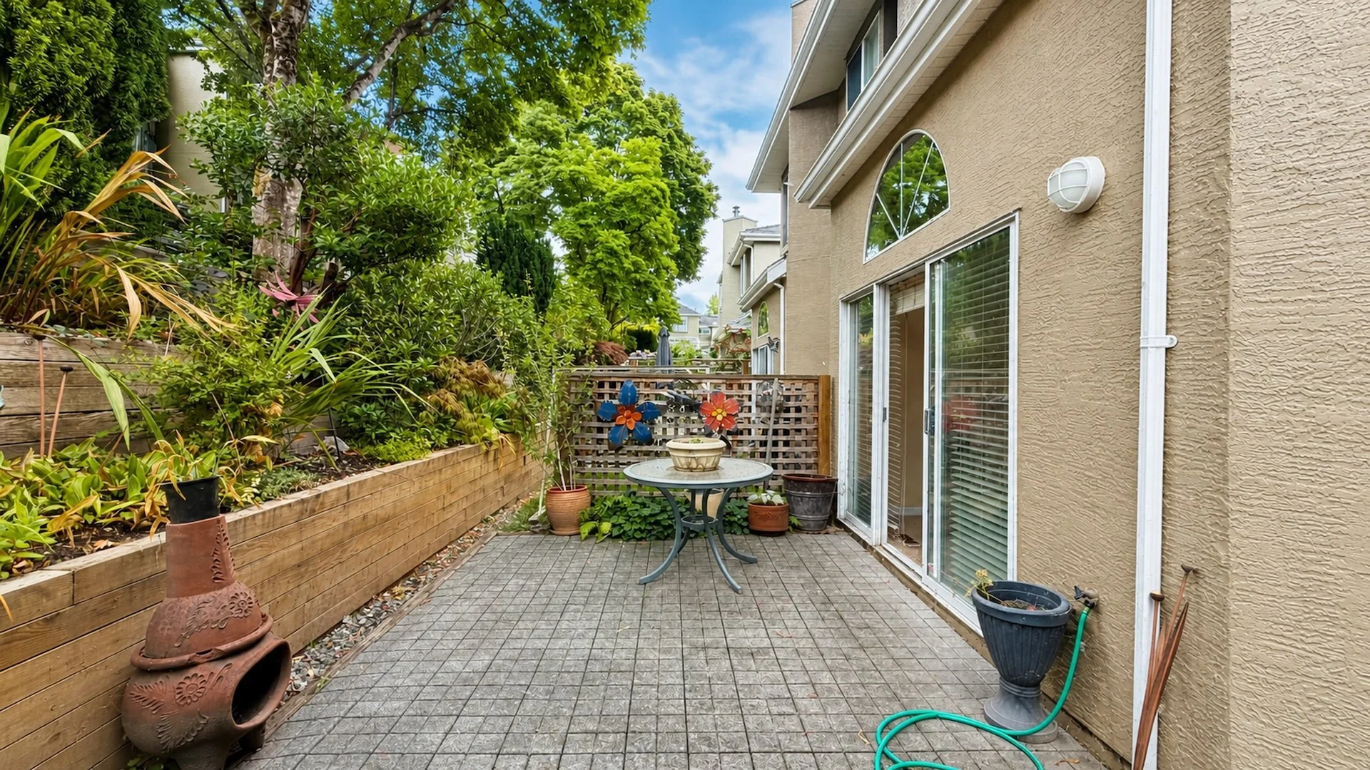 2387 QUAYSIDE CRT VANCOUVER-1920-82.jpg
