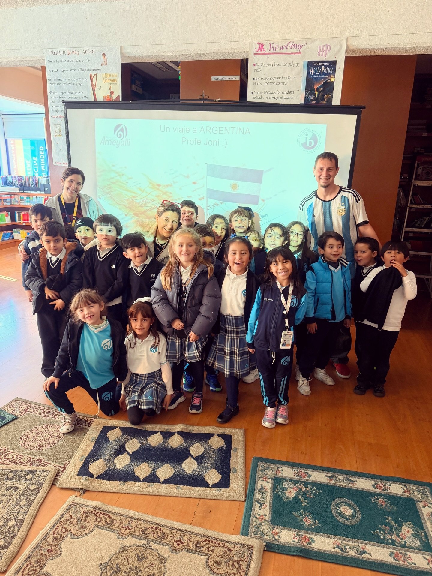 Nuestros alumnos de PF asistieron a una presentaci&oacute;n sobre Argentina 🇦🇷, impartida por el Prof. Jonathan Alul, quien es originario de &eacute;ste pa&iacute;s e imparte la clase de Matem&aacute;ticas en la Prepa de nuestra escuela.

🌎Tema Tr