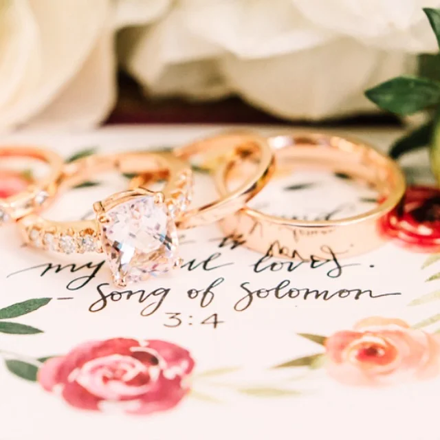 HoneyteaCalligraphy_INVITATIONS_schillingswedding.JPG
