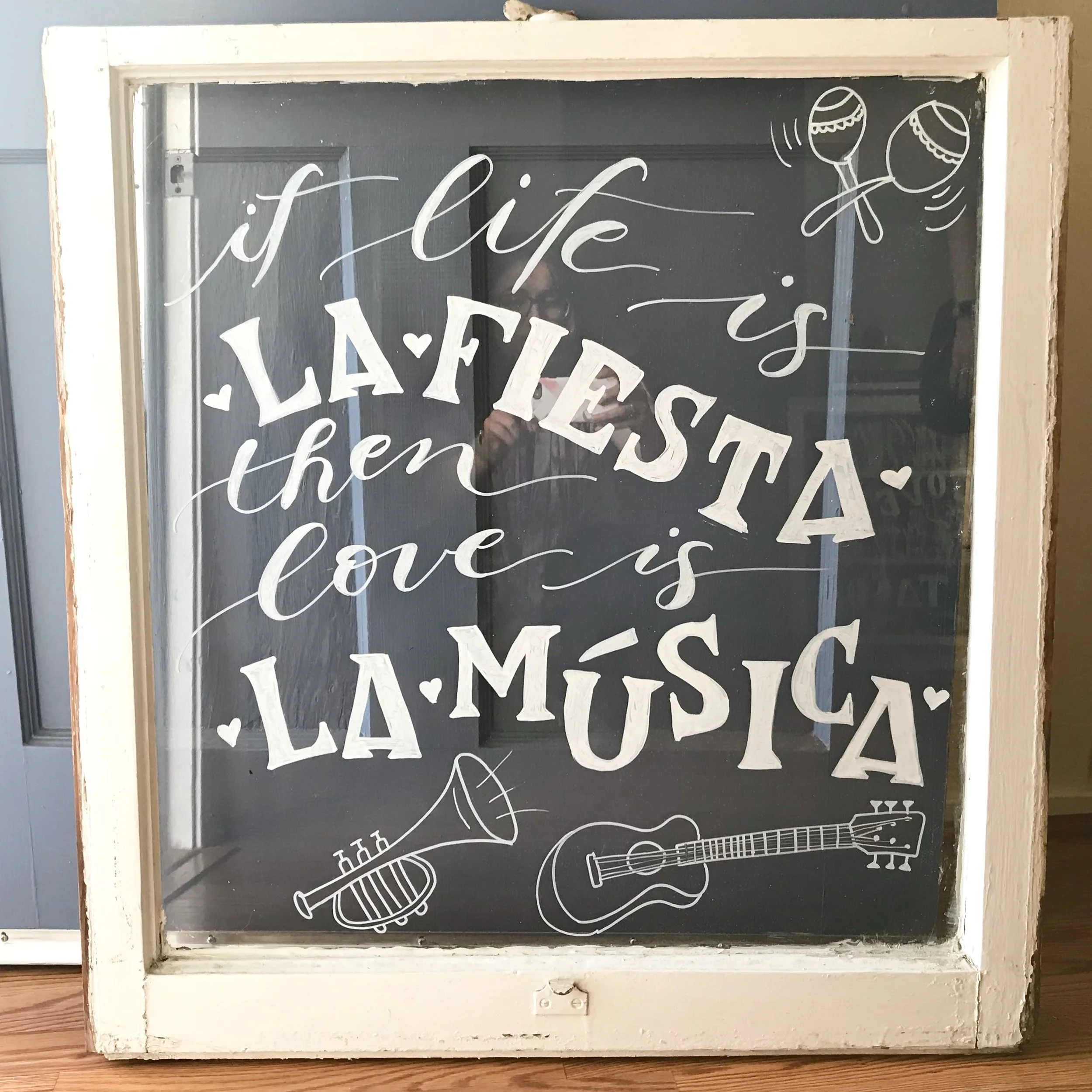 HoneyteaCalligraphy_EVENTSIGNS_cincodemayoshower.JPG
