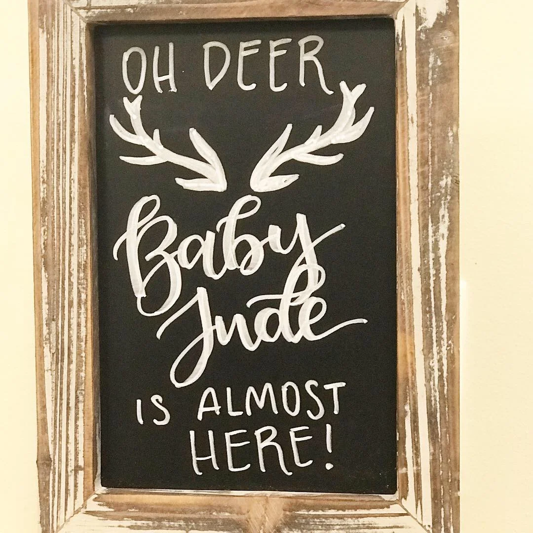 HoneyteaCalligraphy_EVENTSIGNS_CHALKBOARDSIGN_rhiannonbabyshower-3.JPG