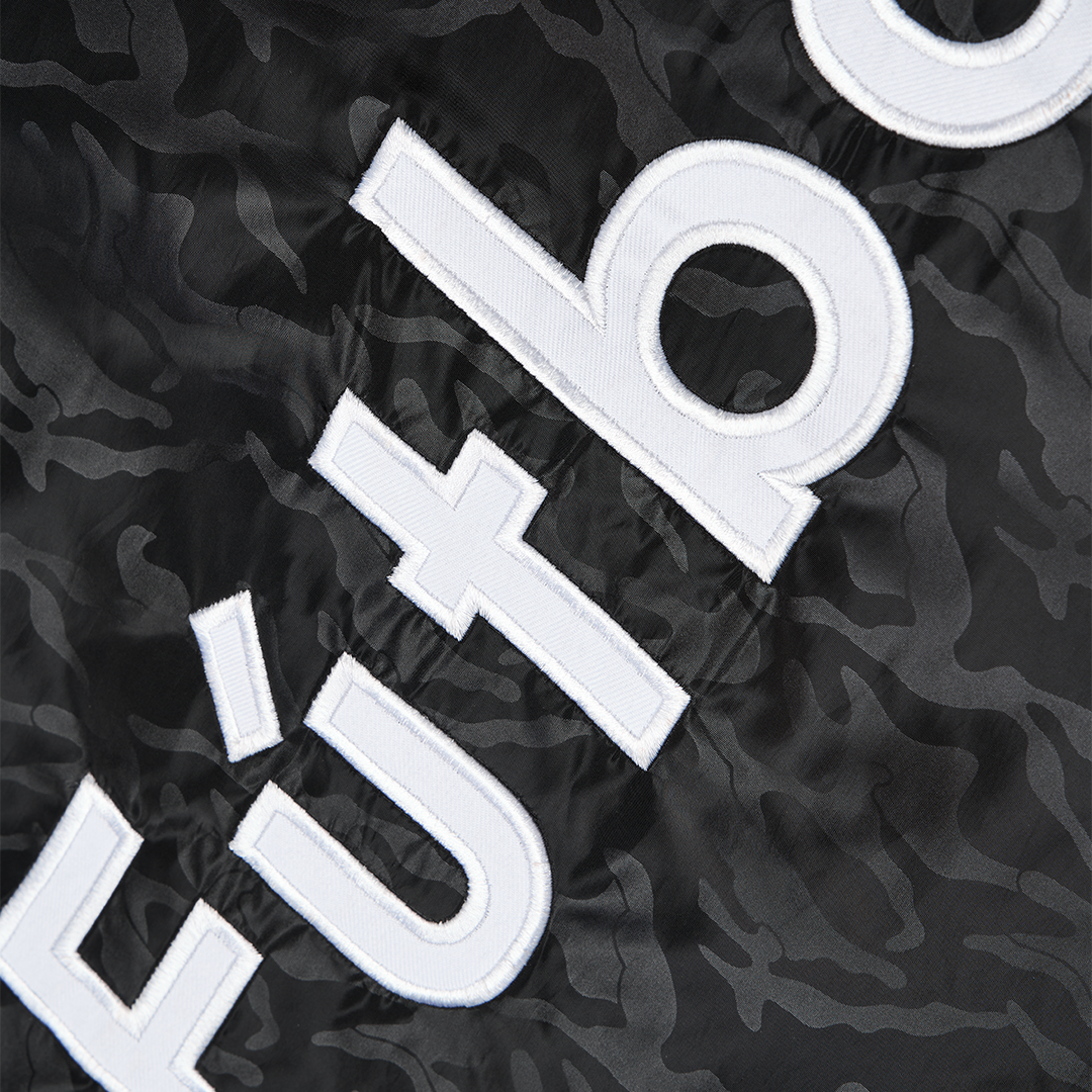 Futbol-Windbreaker-eComm-Detail_02.png