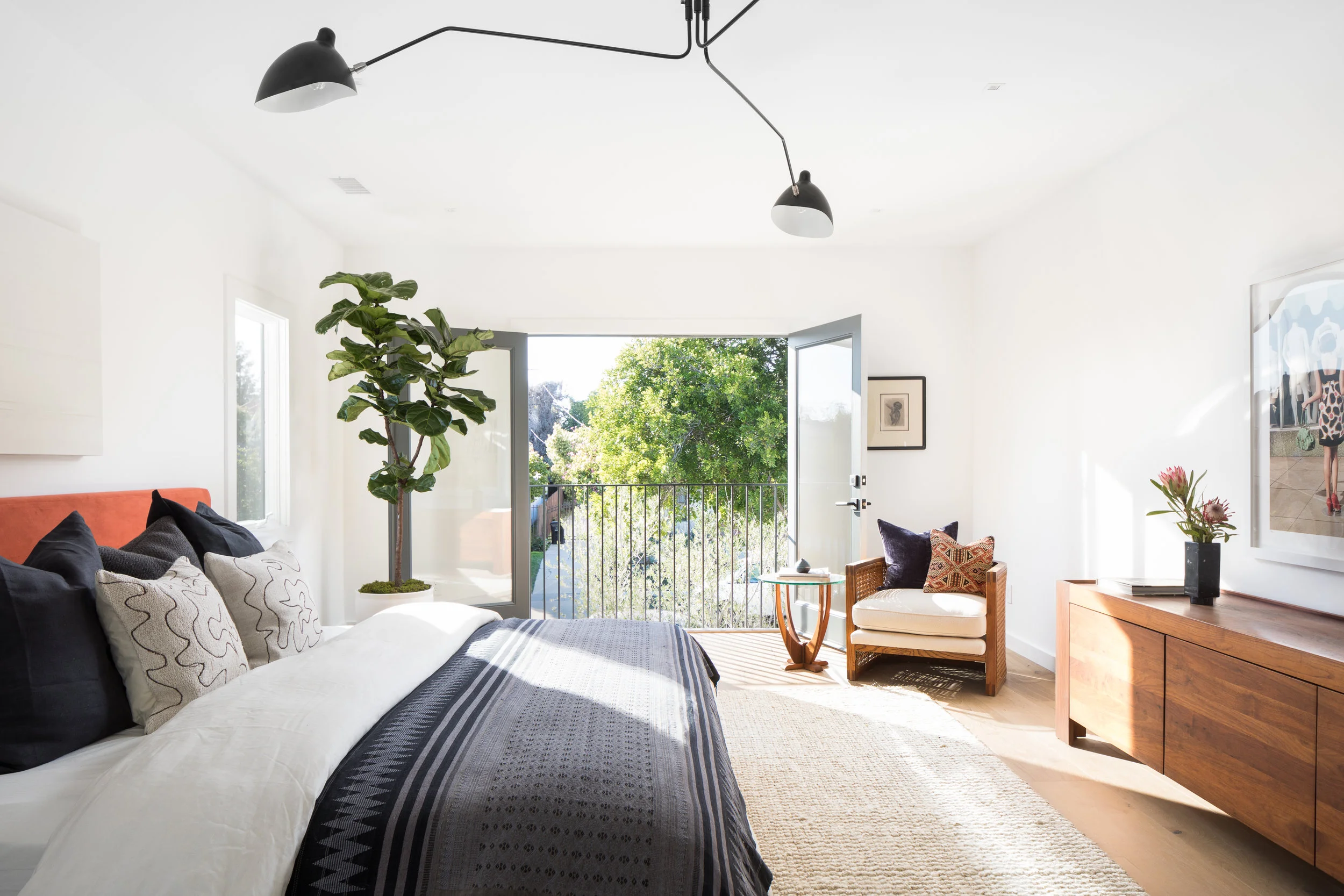 836 S Mullen Ave - virtuallyherestudios.com-14.jpg