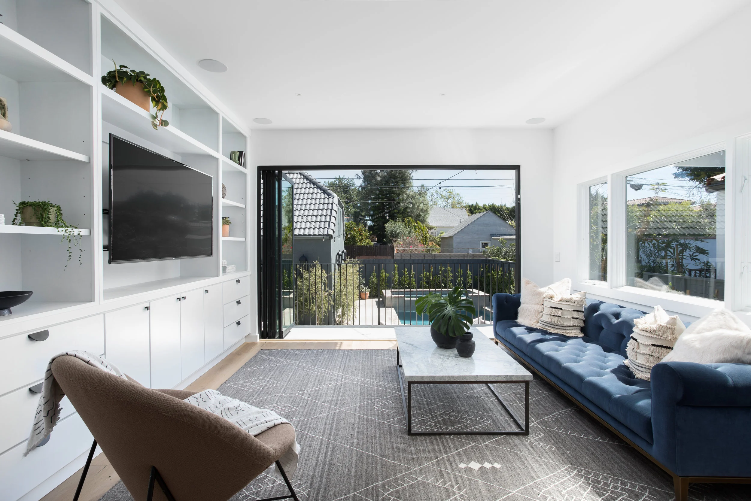836 S Mullen Ave - virtuallyherestudios.com-33.jpg