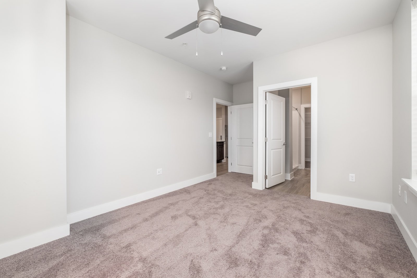 330 Archdale Dr 15.JPG