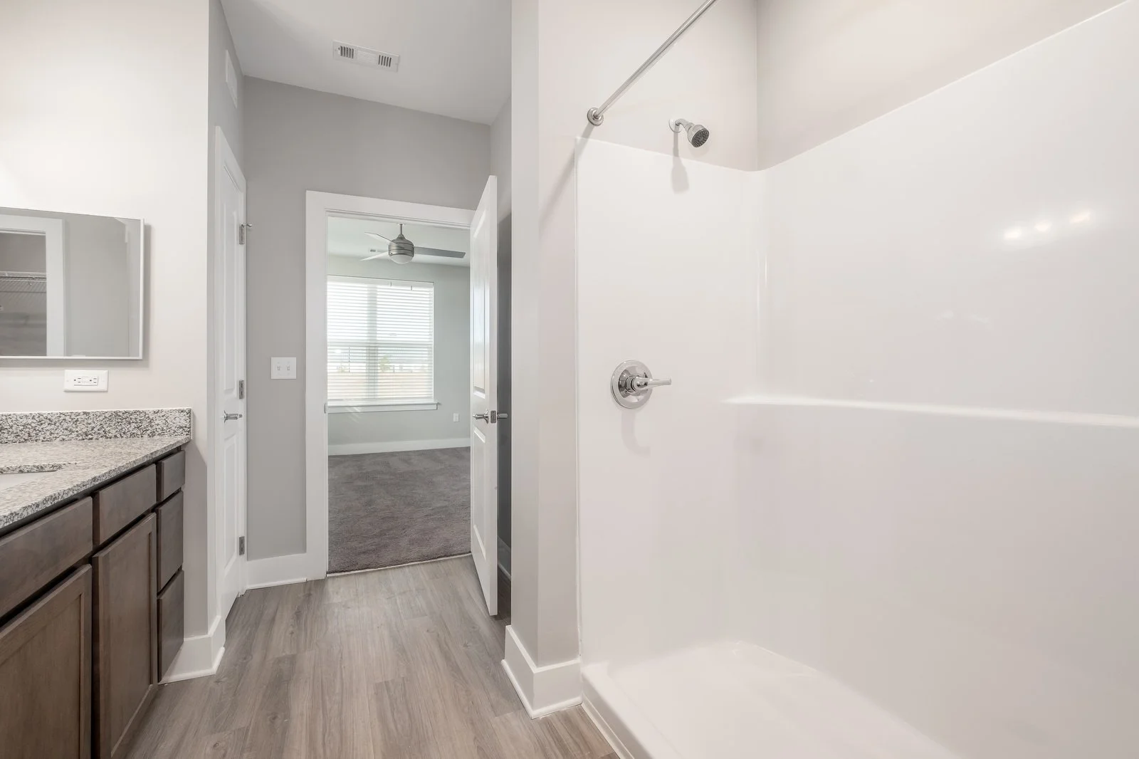 330 Archdale Dr 18.JPG